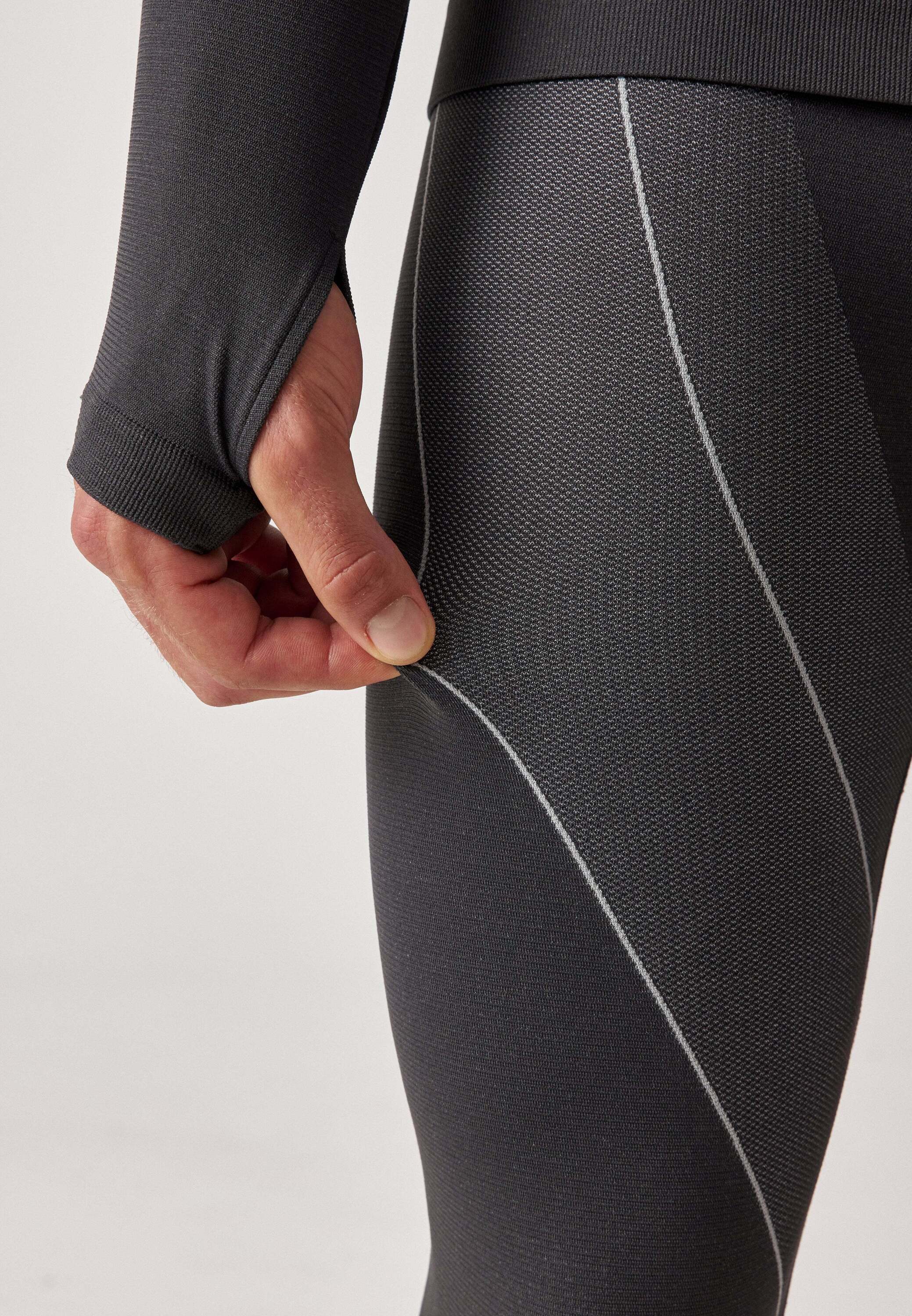 SNOCKS Thermounterhemd Thermounterwäsche mit Daumenloch für Herren (1-St) perfekt für Wintersportaktivitäten, atmungsaktiv und wärmeisolierend