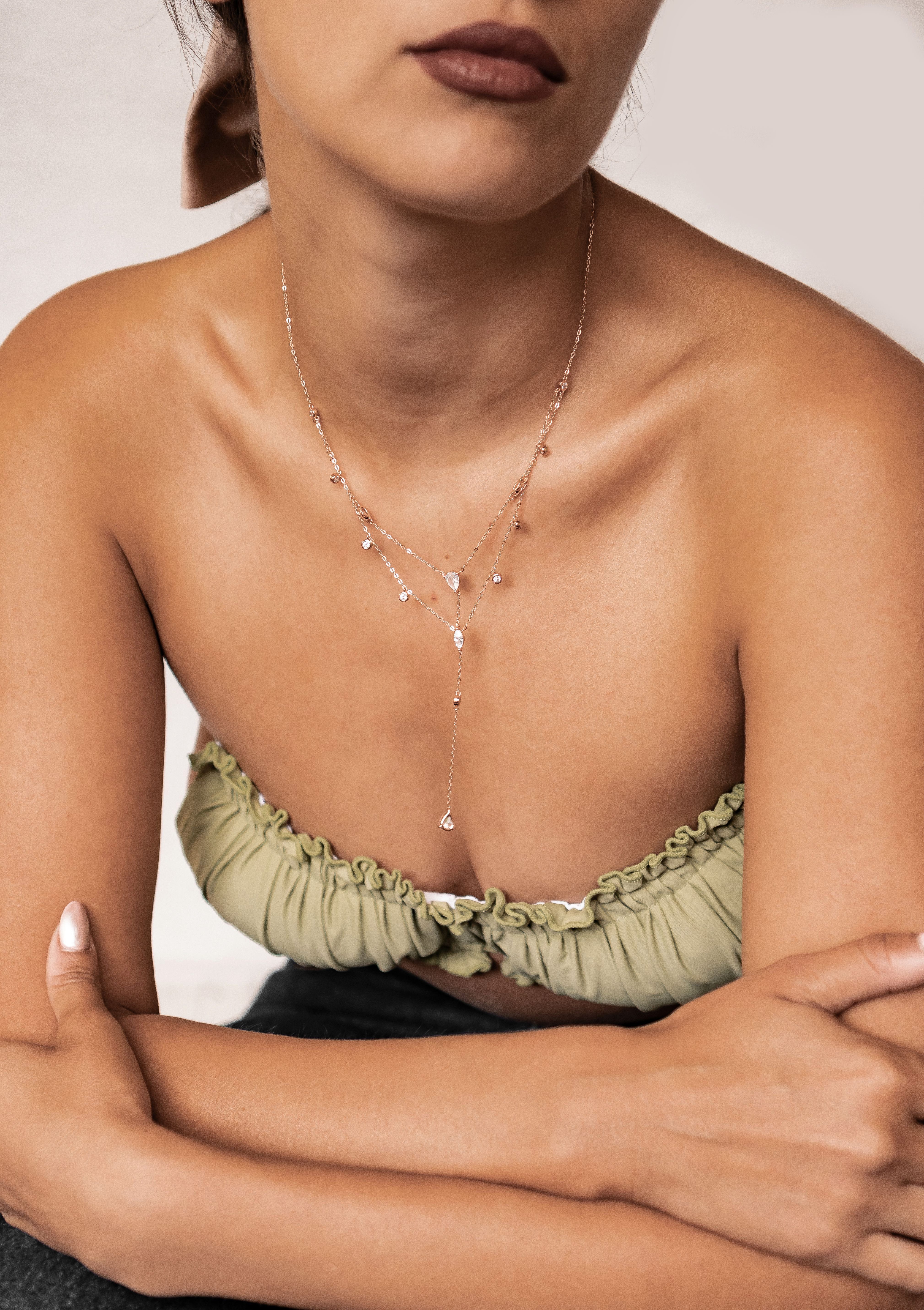 Hey Happiness Statementkette mit Tropfen Kristallen, Layering Kette, Damen Y-Kette 925 Silber vergoldet, Brautschmuck