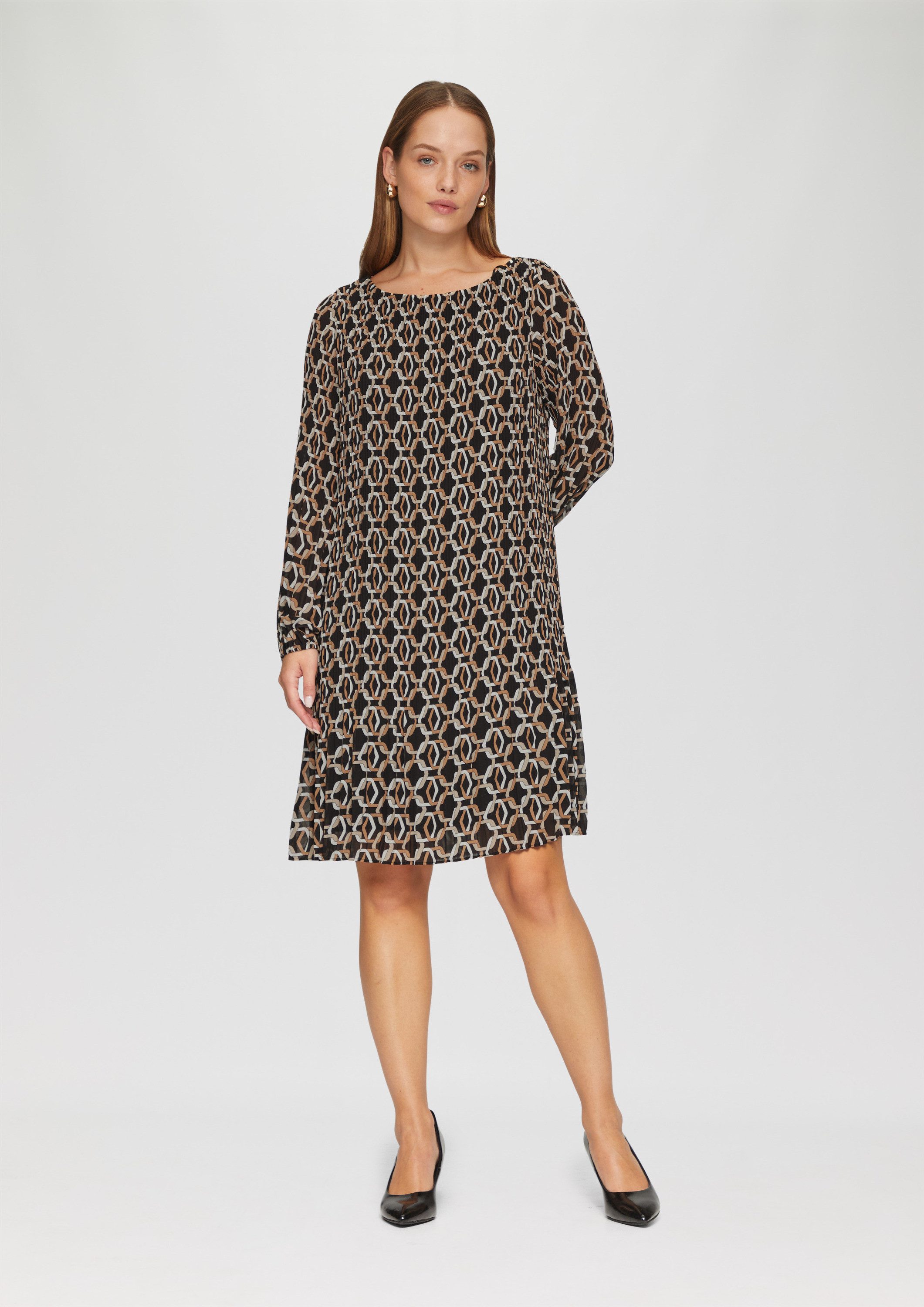 s.Oliver Minikleid Kleid Plissiertes Chiffonkleid mit Puffärmeln