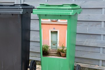 MuchoWow Wandsticker Paris - Tür - Pastell - Architektur (1 St), Mülleimer-aufkleber, Mülltonne, Sticker, Container, Abfalbehälter