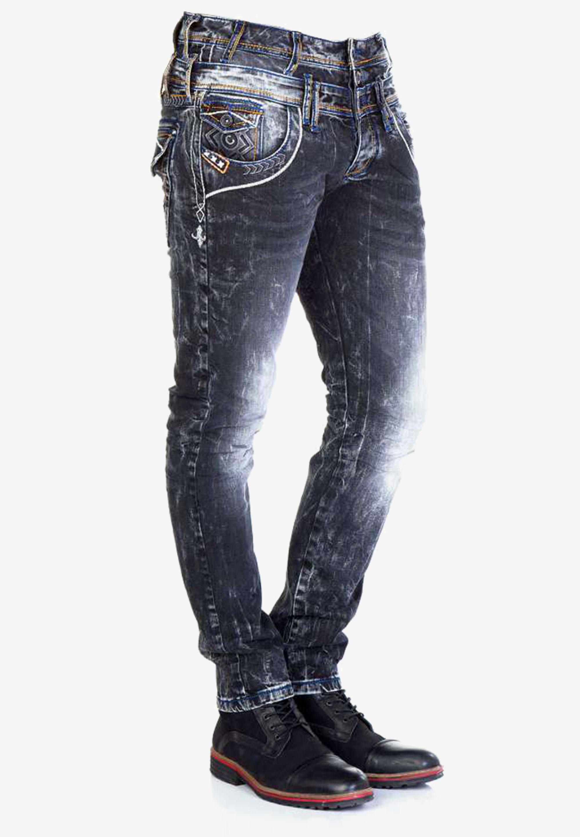 Cipo & Baxx Bequeme Jeans besonderen mit Straight in Details Fit