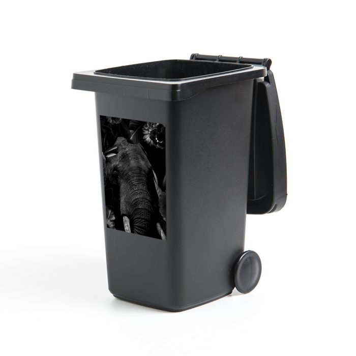 MuchoWow Wandsticker Botanischer Elefant vor schwarzem Hintergrund - schwarz und weiß (1 St) Mülleimer-aufkleber Mülltonne Sticker Container Abfalbehälter