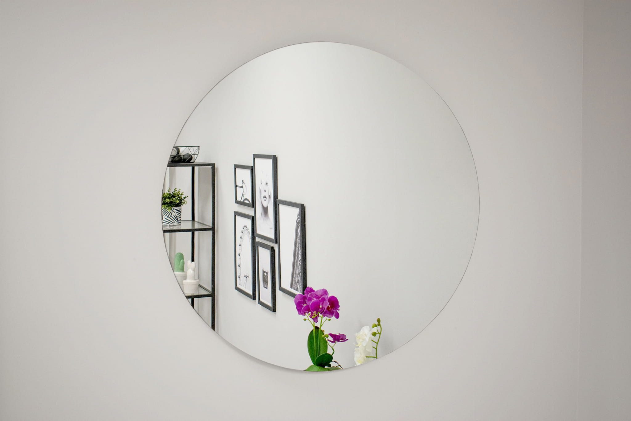 Wandspiegel Runder Spiegel - 80 cm Durchmesser, Minimalistisches Design