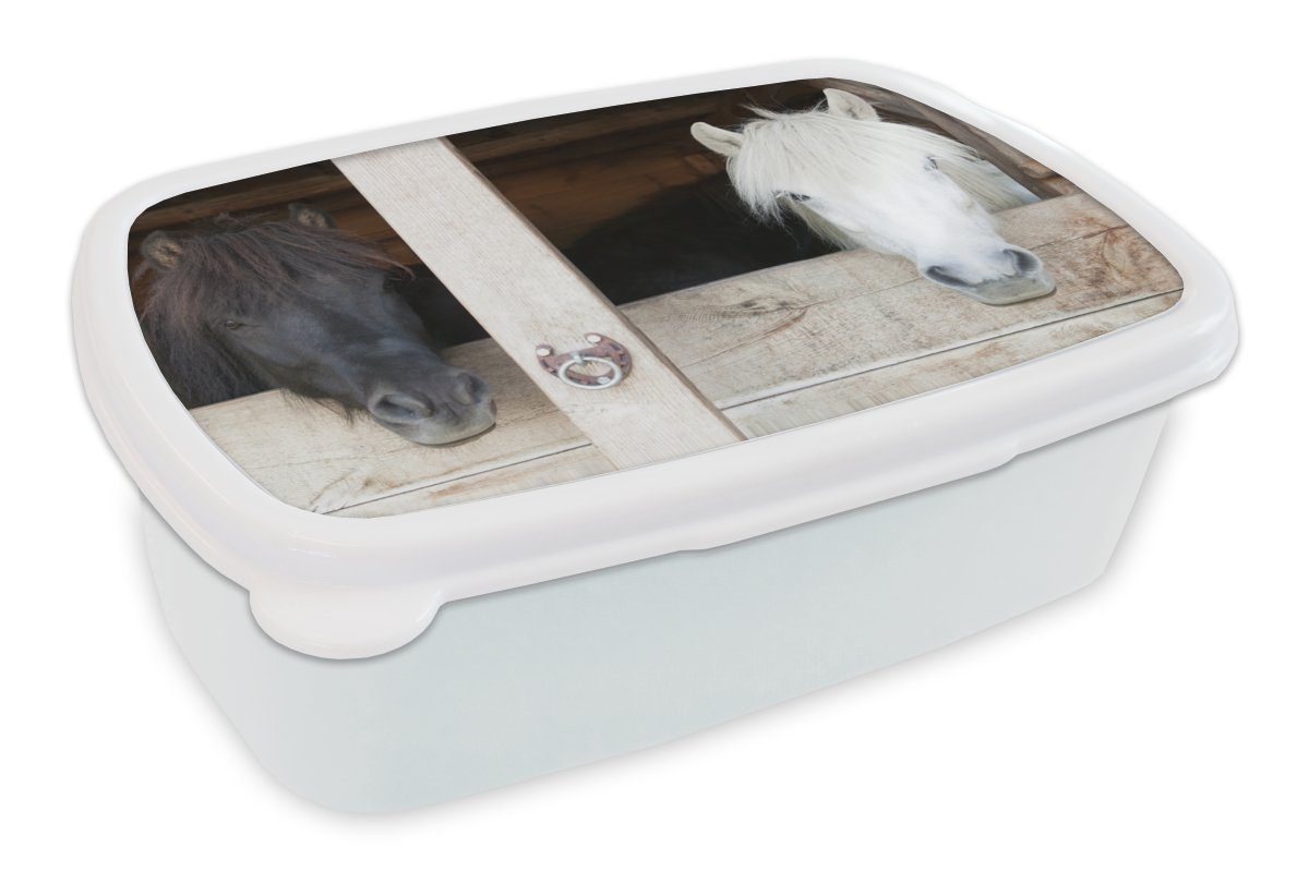 MuchoWow Lunchbox Pferde - Pferdestall - Regale, Kunststoff, (2-tlg), Brotbox für Kinder und Erwachsene, Brotdose, für Jungs und Mädchen weiß