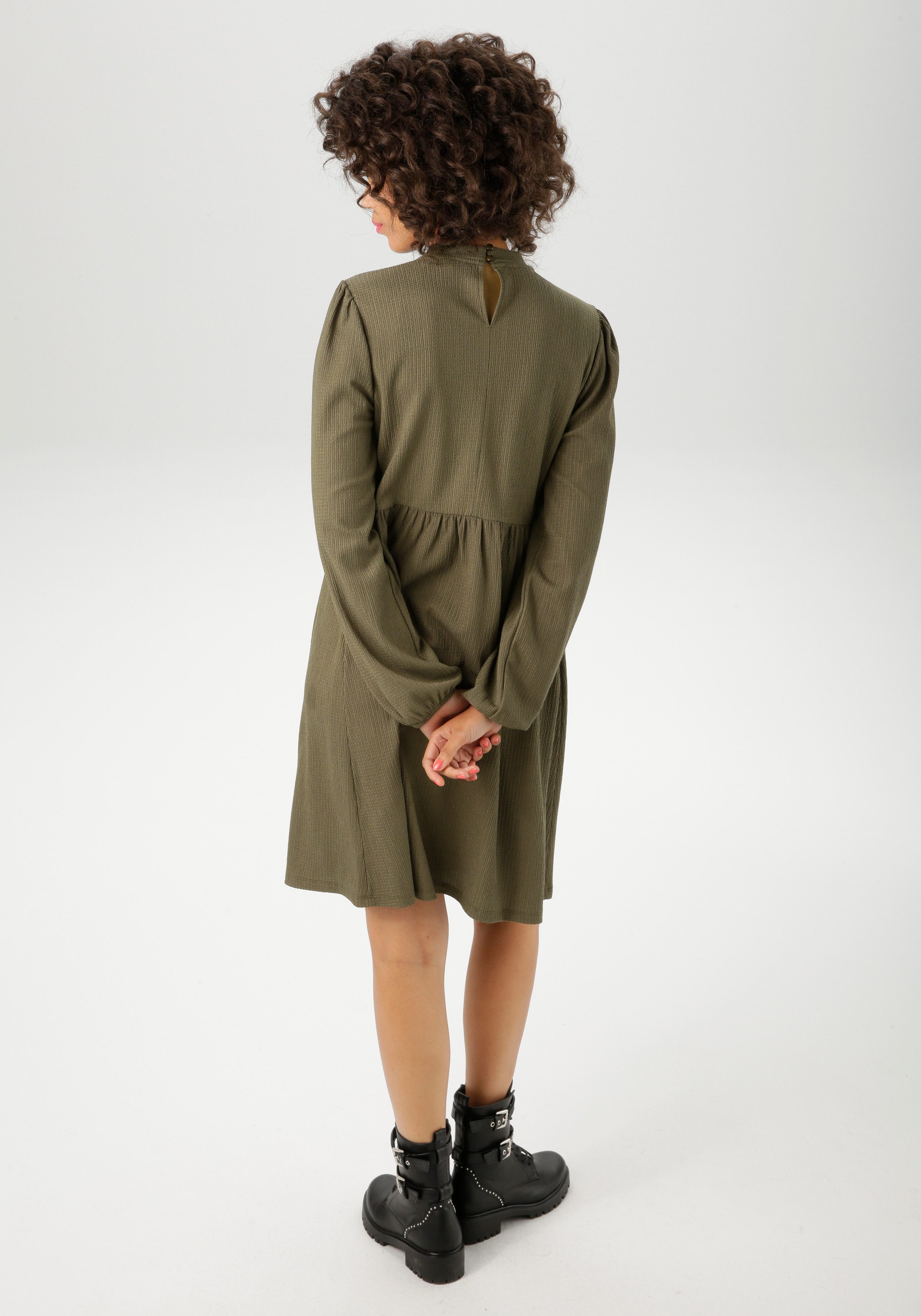 Aniston CASUAL Jerseykleid aus strukturierter, elastischer Crepé-Qualität