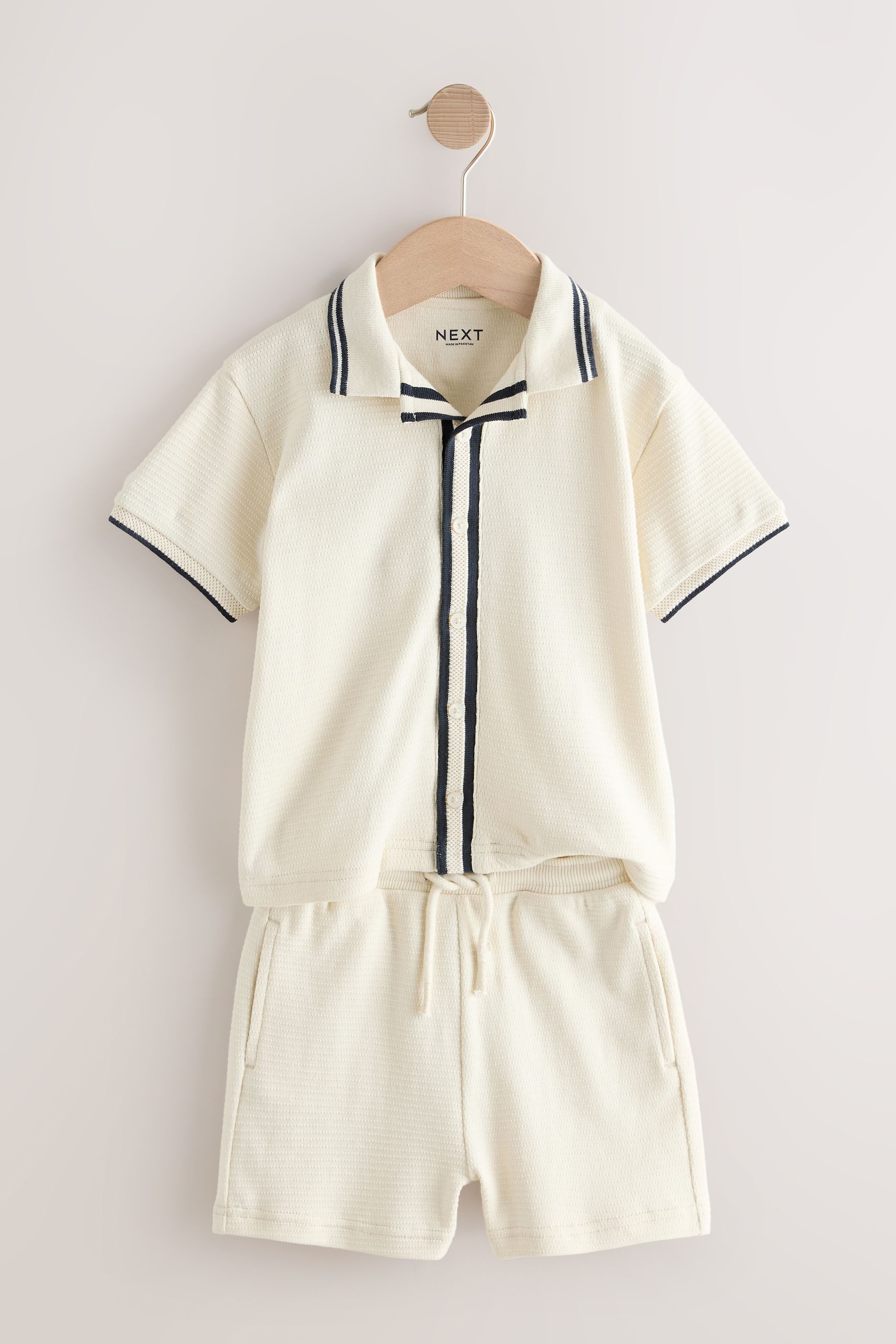 Next Shirt & Shorts Kurzärmeliges Hemd und Shorts im Set (2-tlg)