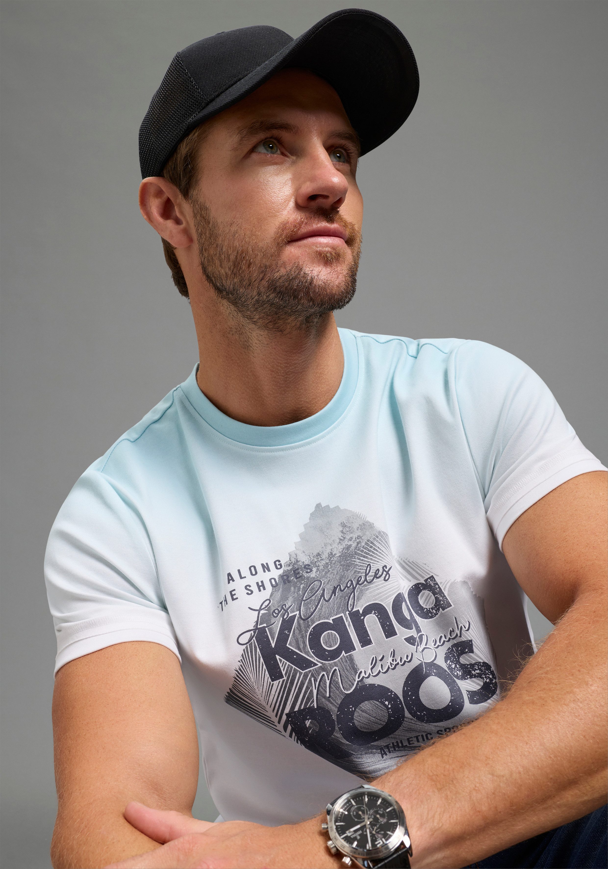 KangaROOS T-Shirt schmale Passform, Halbarm, angesetztes Bündchen am Ärmelabschluss – Bild 3 von 5