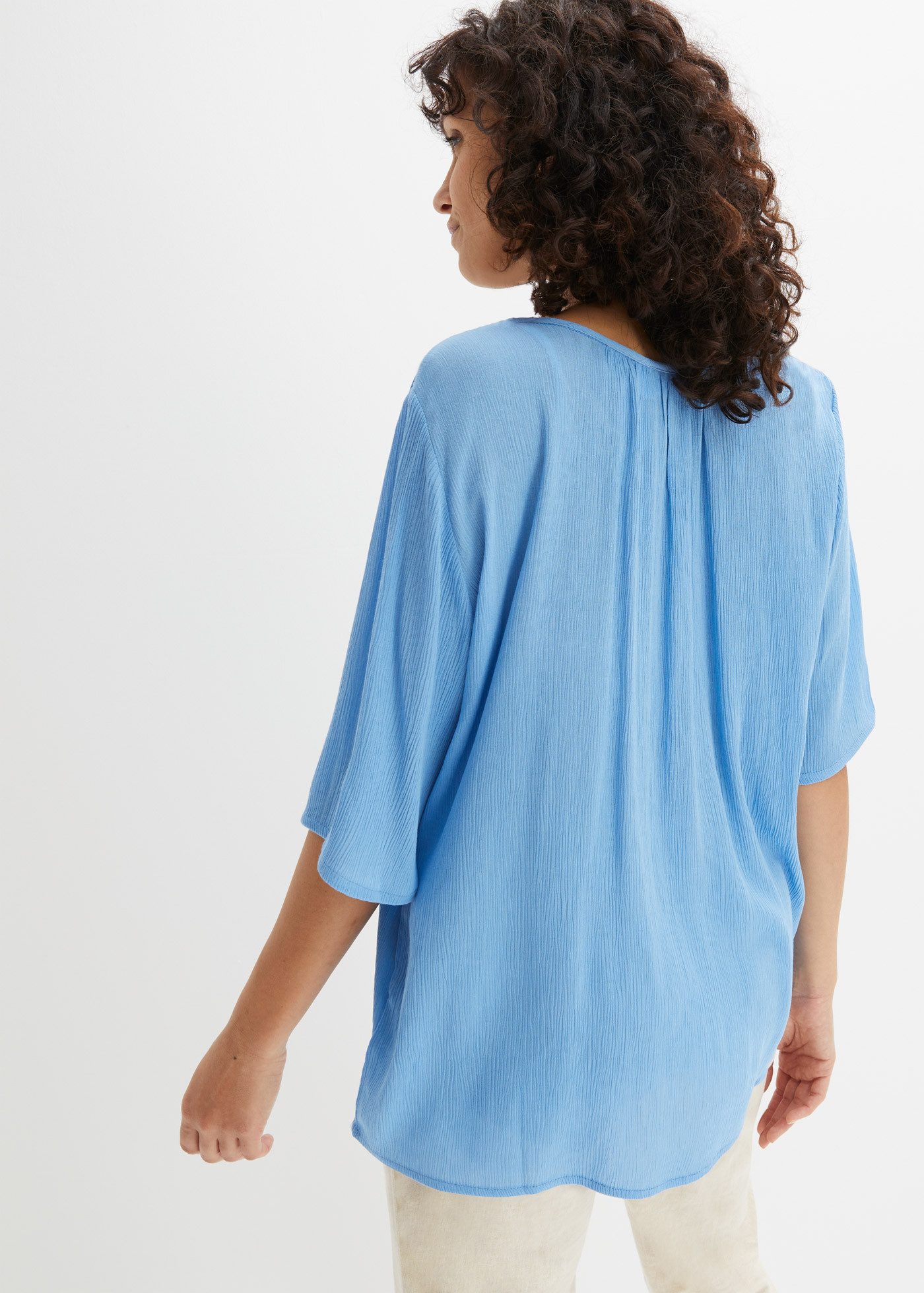 bonprix Tunika Casual Stil, A-Linie Passform, Kurzarm-Design, mit Stickerei