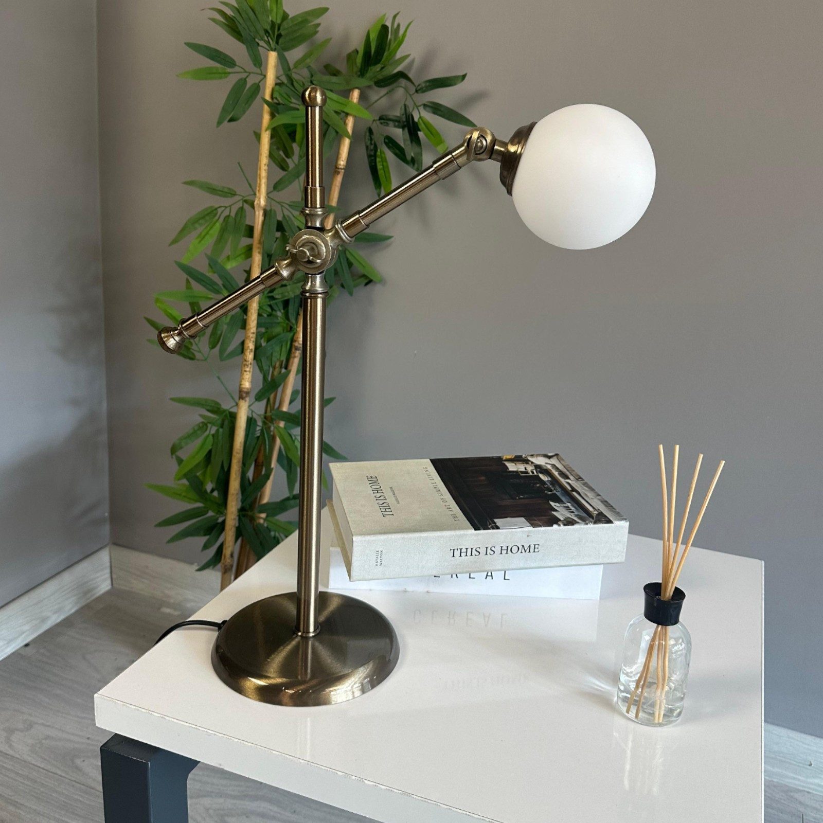 Bamyum Nachttischlampe Petite Retro Glas Tischleute mit Kabel, ohne Leuchtmittel