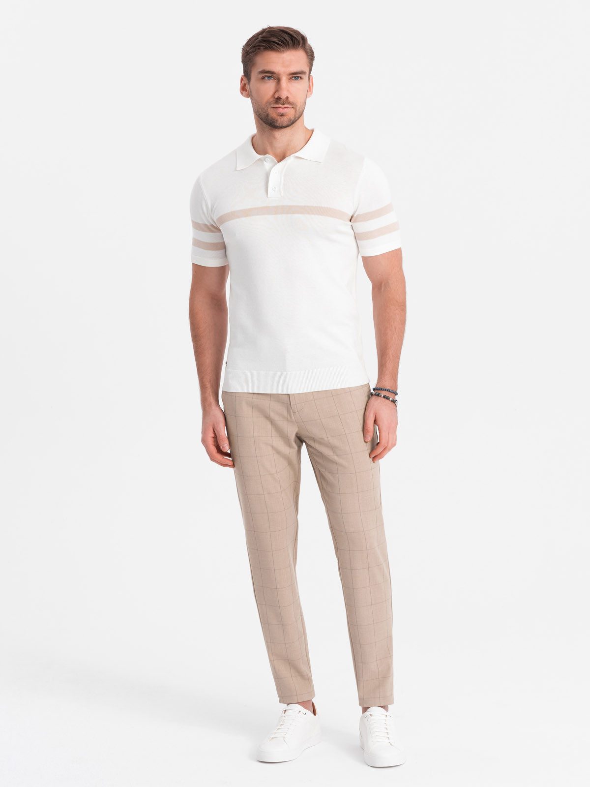 Chinohose Klassisch geschnittene Herrenhose in zartem Karomuster Chino