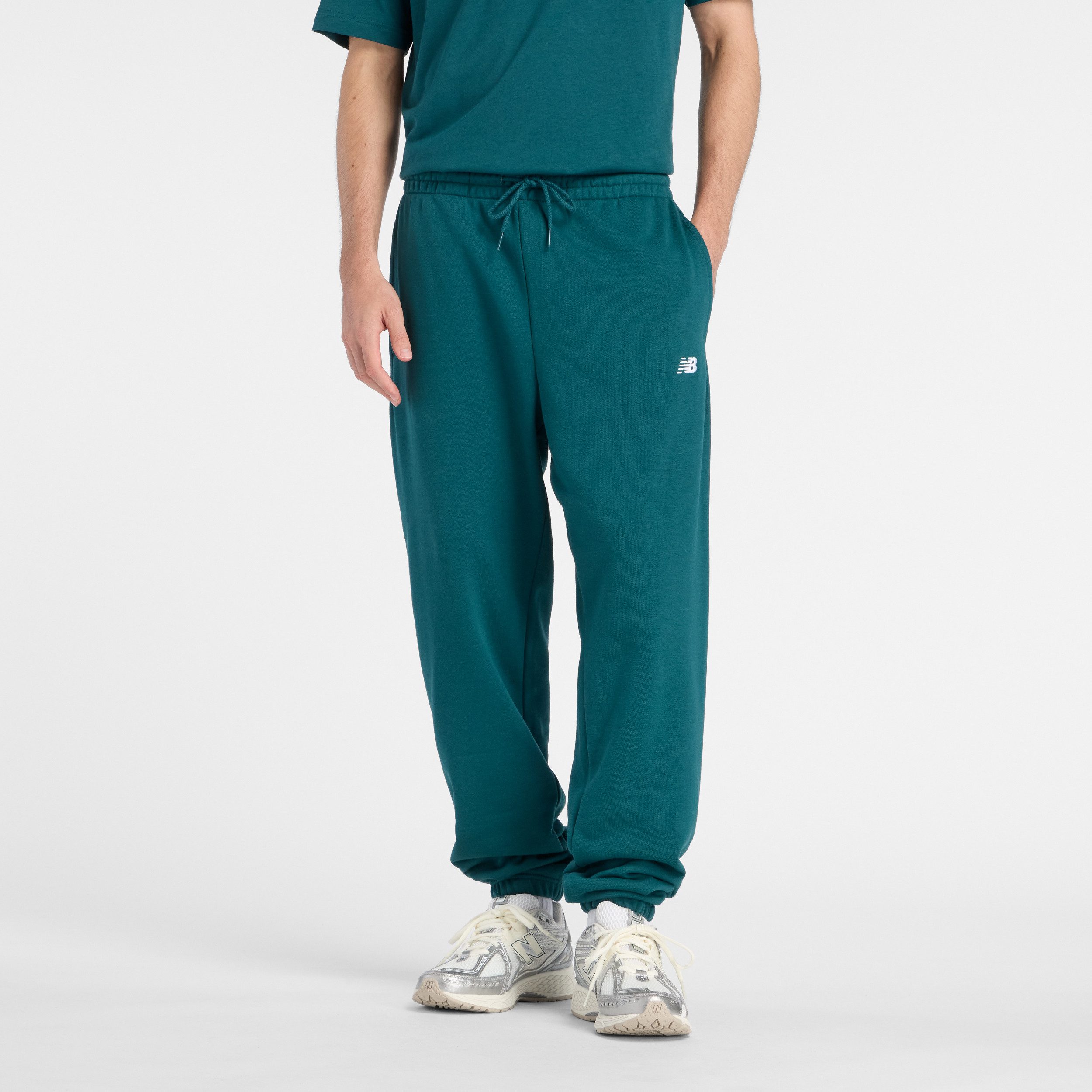 New Balance Jogginghose Sport Essentials French Terry Jogger lockere Passform, aus Baumwolle und Polyester, in den Größen S bis XXL, Ansicht 1