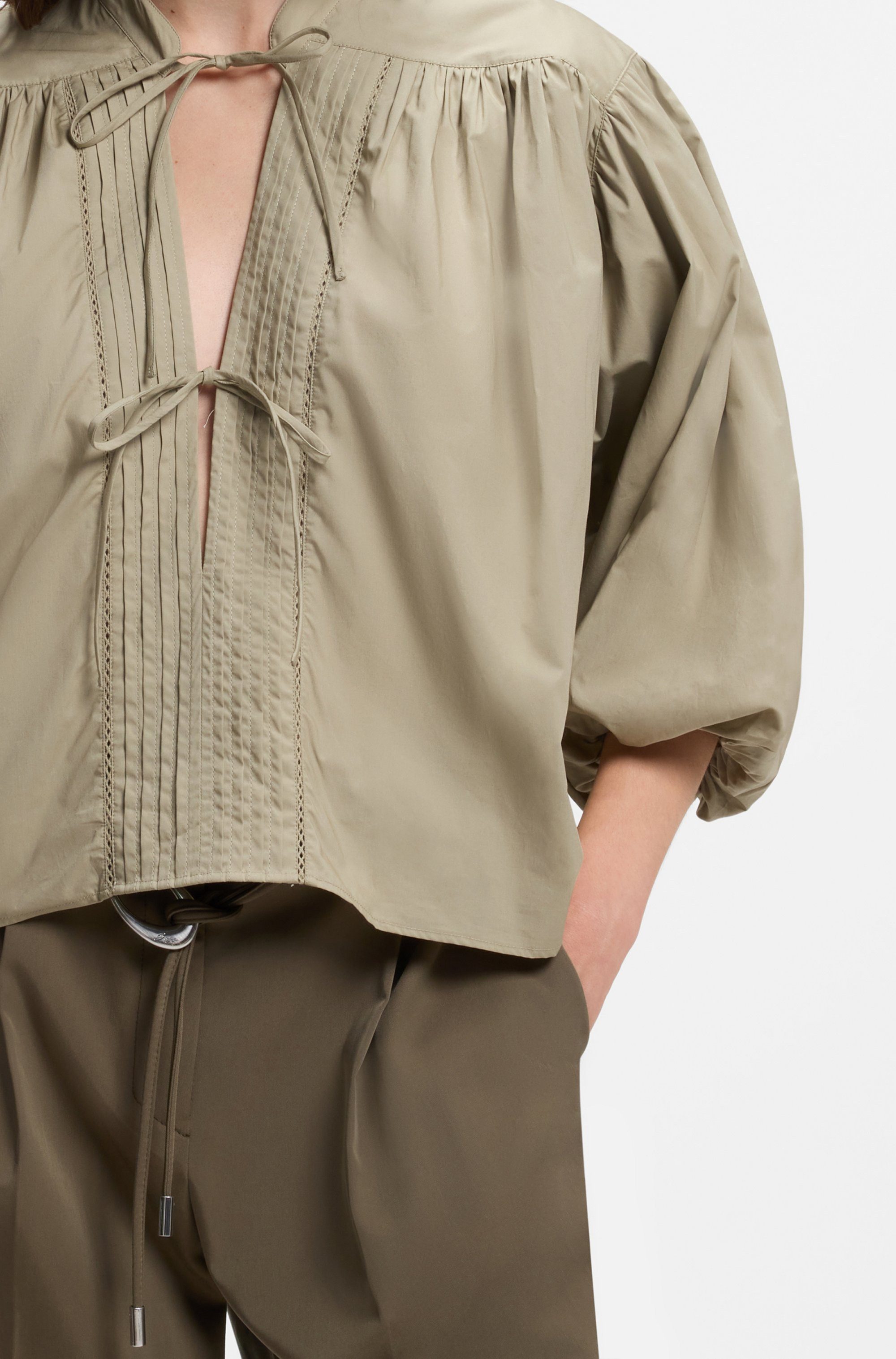 BOSS ORANGE Schlupfbluse Bales Premium Damenmode aus Baumwoll-Popeline, Ballonärmel
