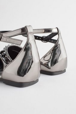 Next Forever Comfort® Spitze, flache Schuhe mit Kette Sandale (1-tlg)