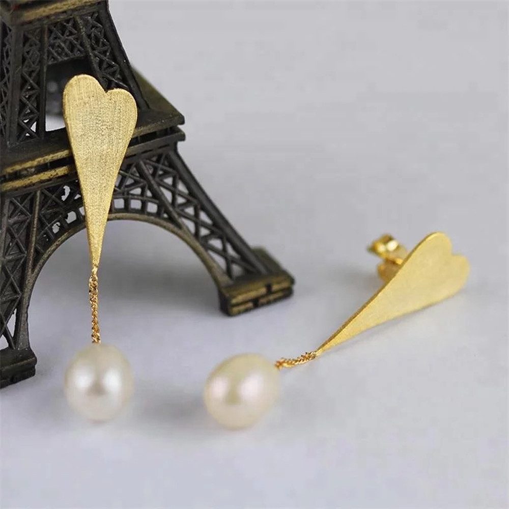 Runde Perlé Perlenohrringe Magdalena, handgefertigte Ohrringe, Süßwasserperlen, 925er Silber, 18K Gold