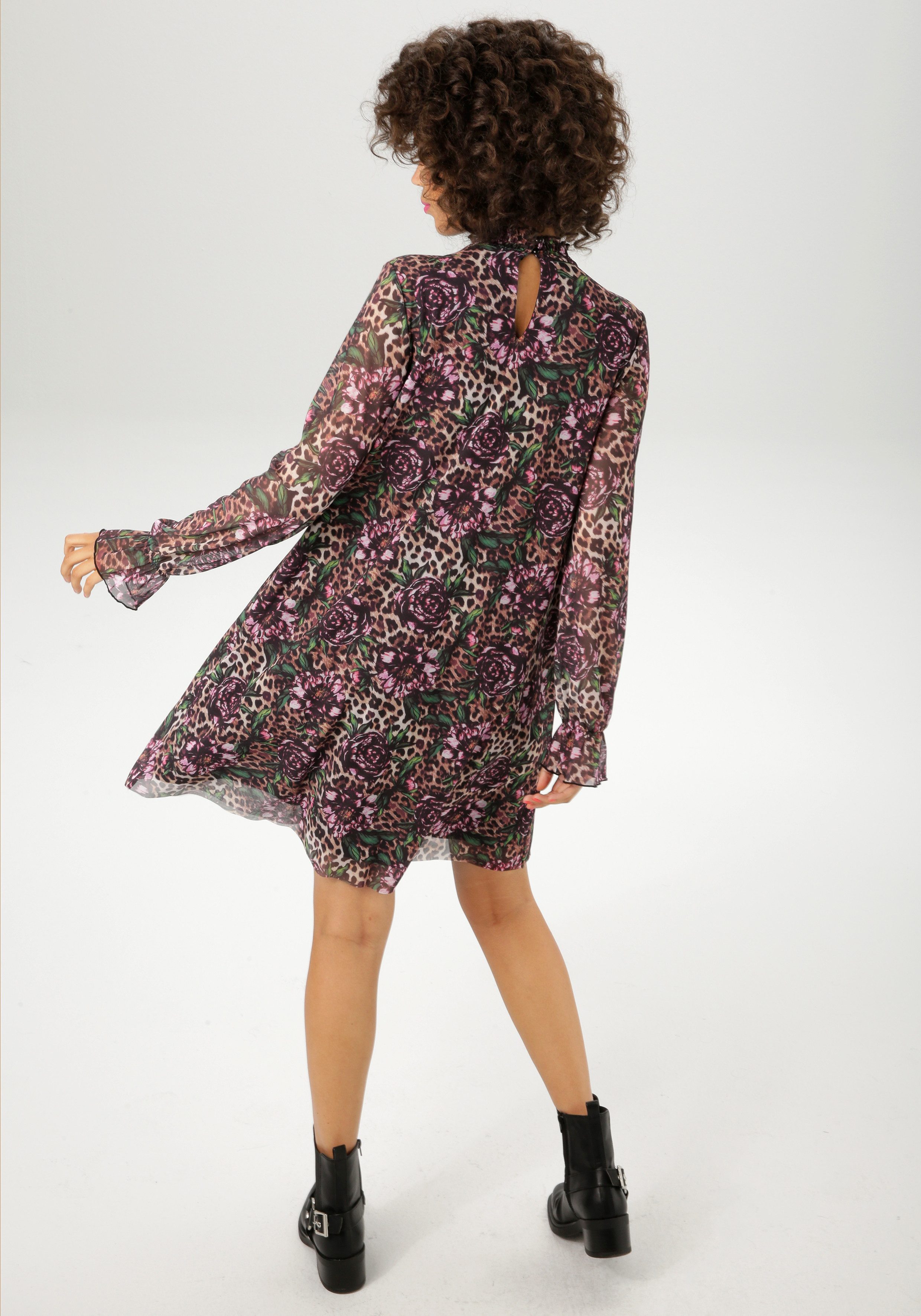 Aniston CASUAL Blusenkleid mit fantasievollem Leo- und Blumenmuster bedruckt