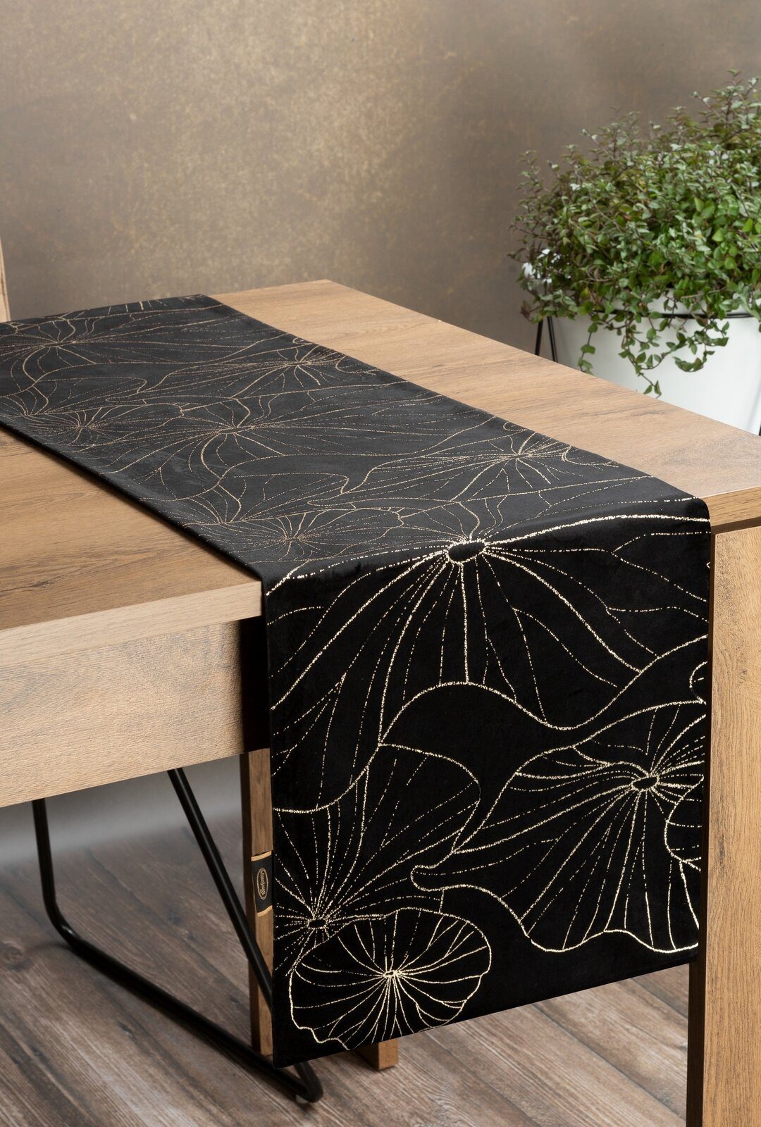 Eurofirany Tischdecke BLINK, Tischläufer, Samt, Velvet, 35x140 cm, 35x180 c günstig online kaufen