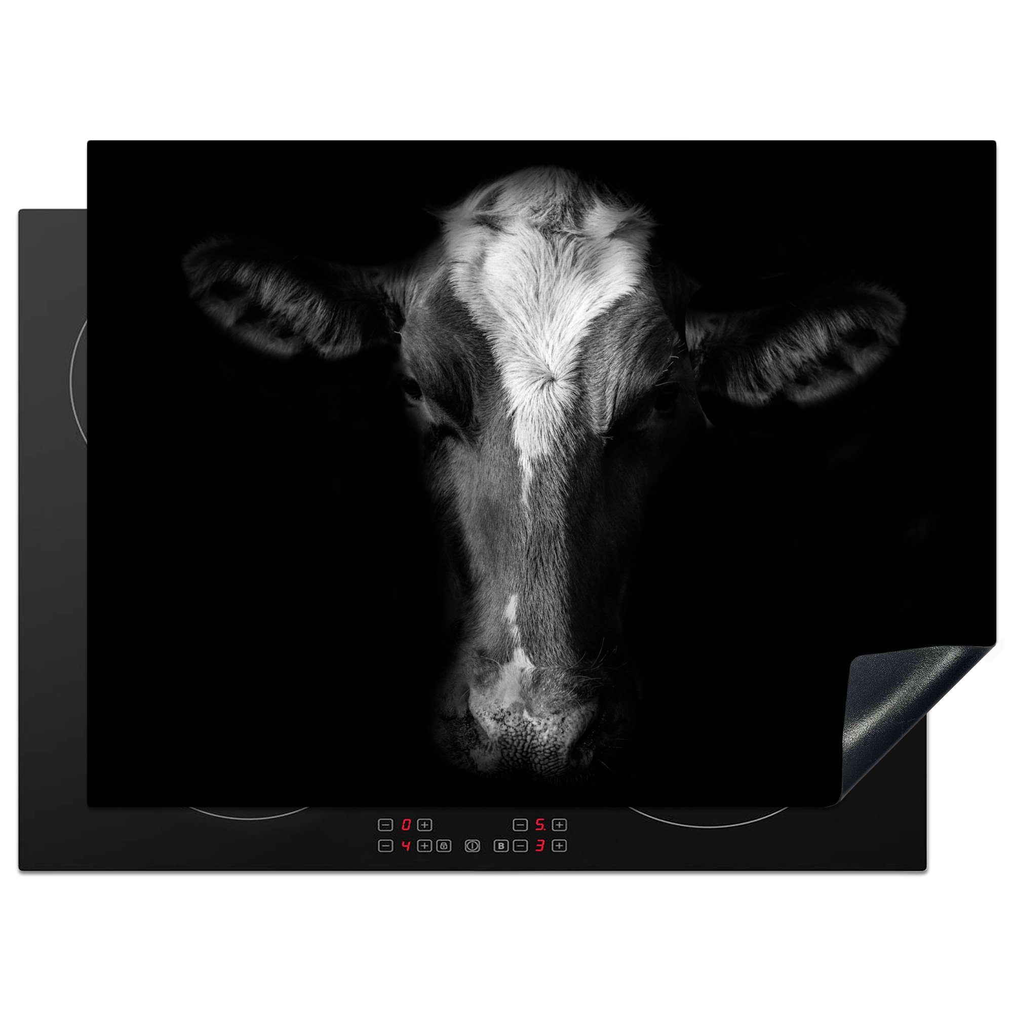 MuchoWow Herdblende-/Abdeckplatte Kuh Porträt auf schwarzem Hintergrund in schwarz und weiß, Vinyl, (1 tlg), 70x52 cm, Mobile Arbeitsfläche nutzbar, Ceranfeldabdeckung