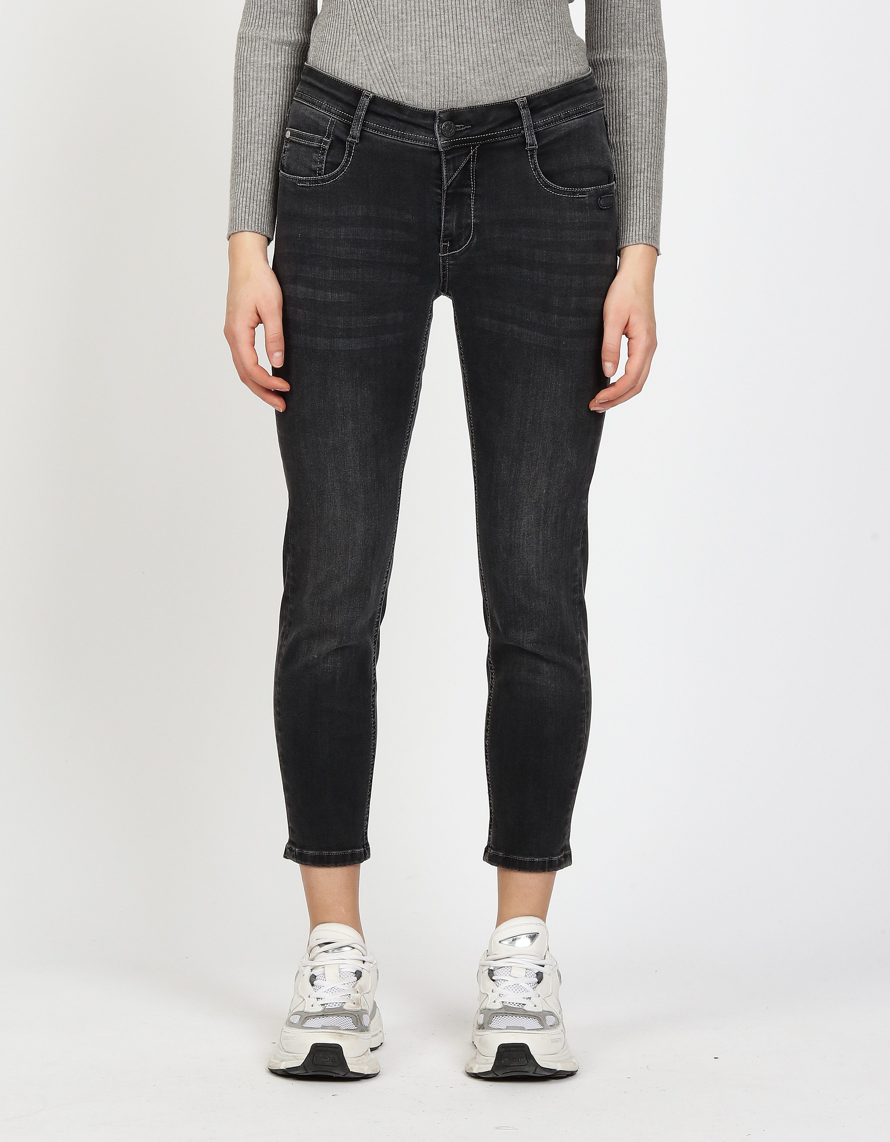 GANG Relax-fit-Jeans 94AMELIE mit Used-Effekten günstig online kaufen