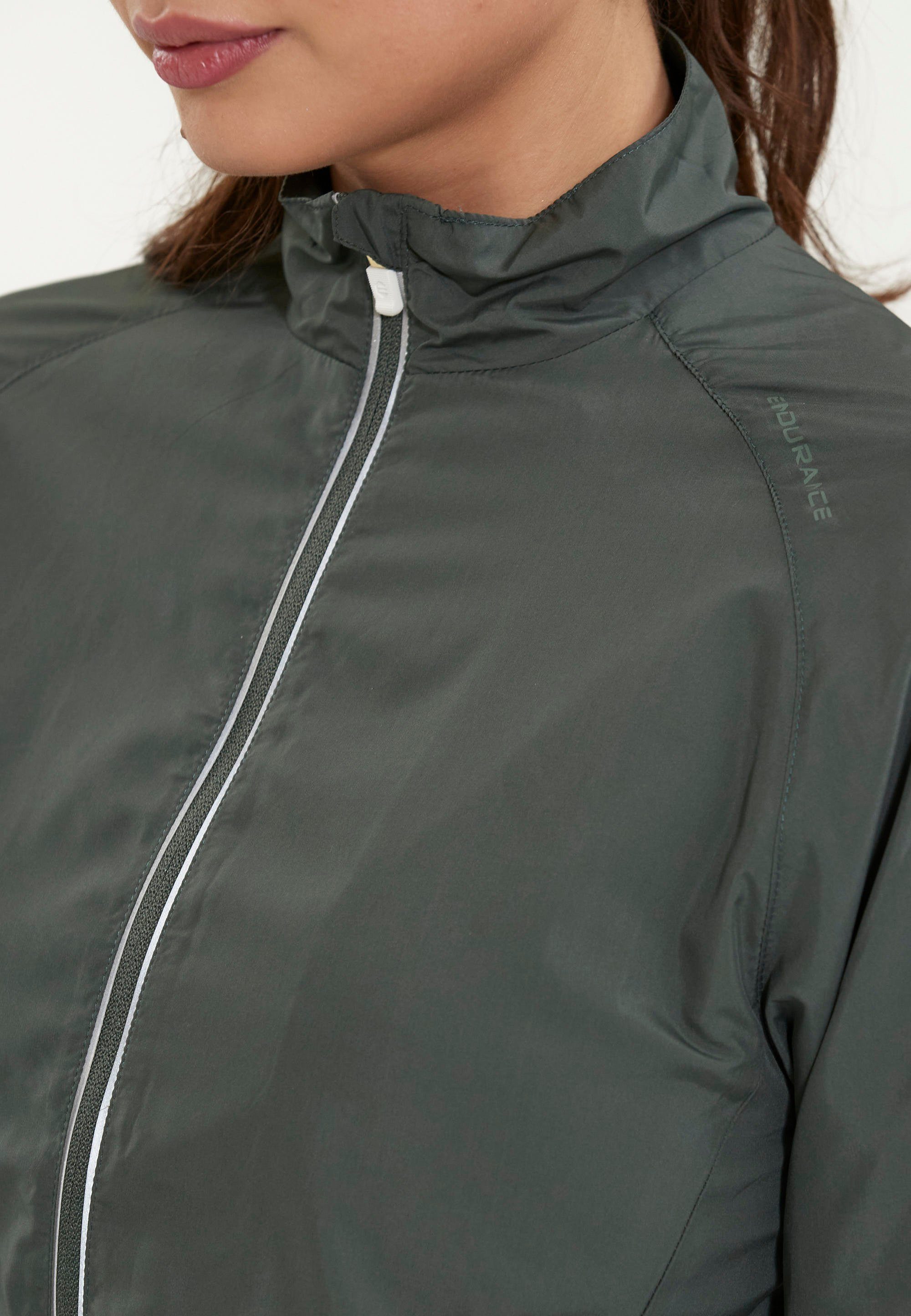 ENDURANCE Laufjacke Shela mit hoher Atmungsaktivität dunkelgrün