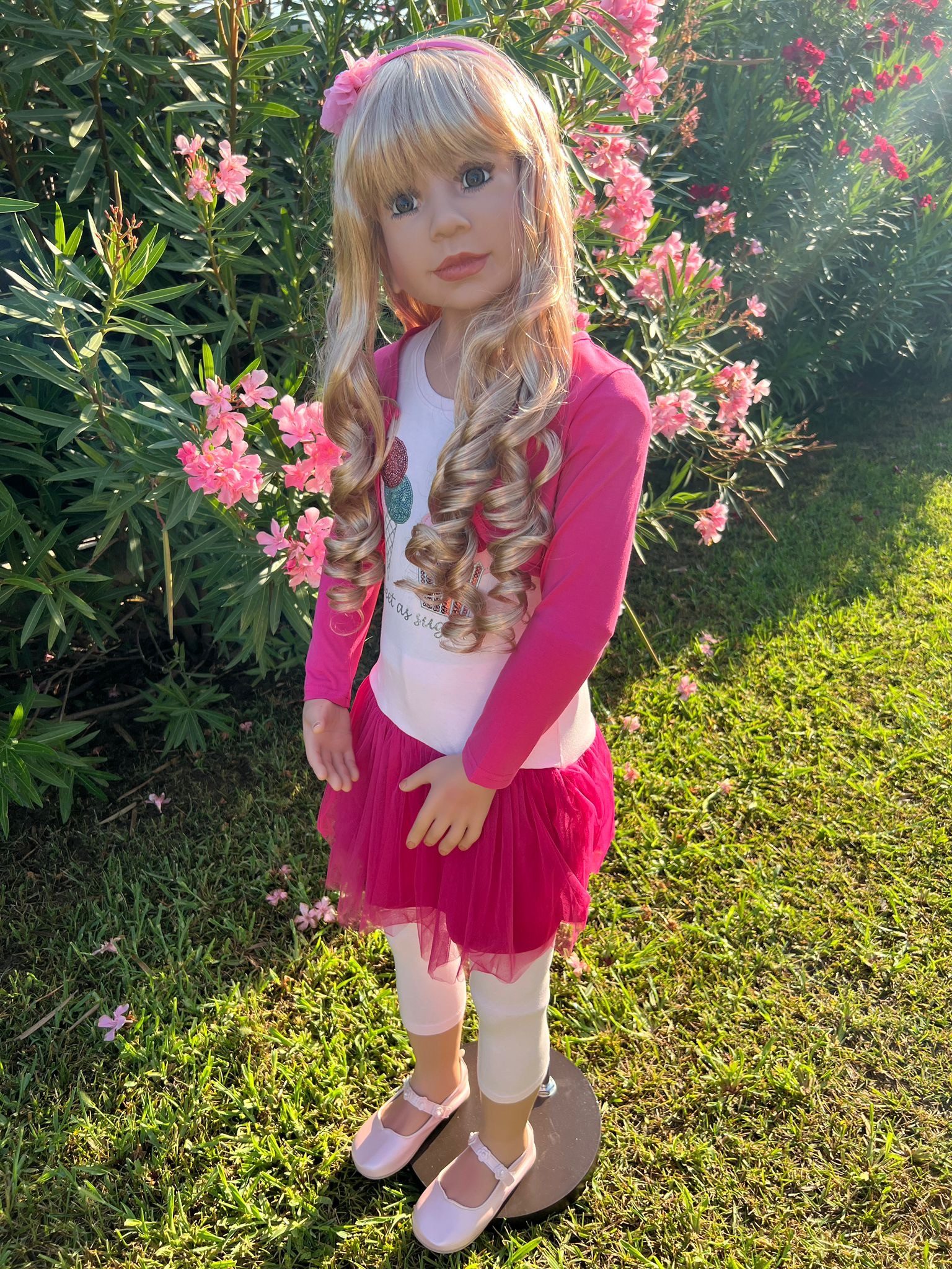 CMTPUPPENGALERIE Stehpuppe Olivia von Monika Levenig - blond - 122 cm - (1-tlg)