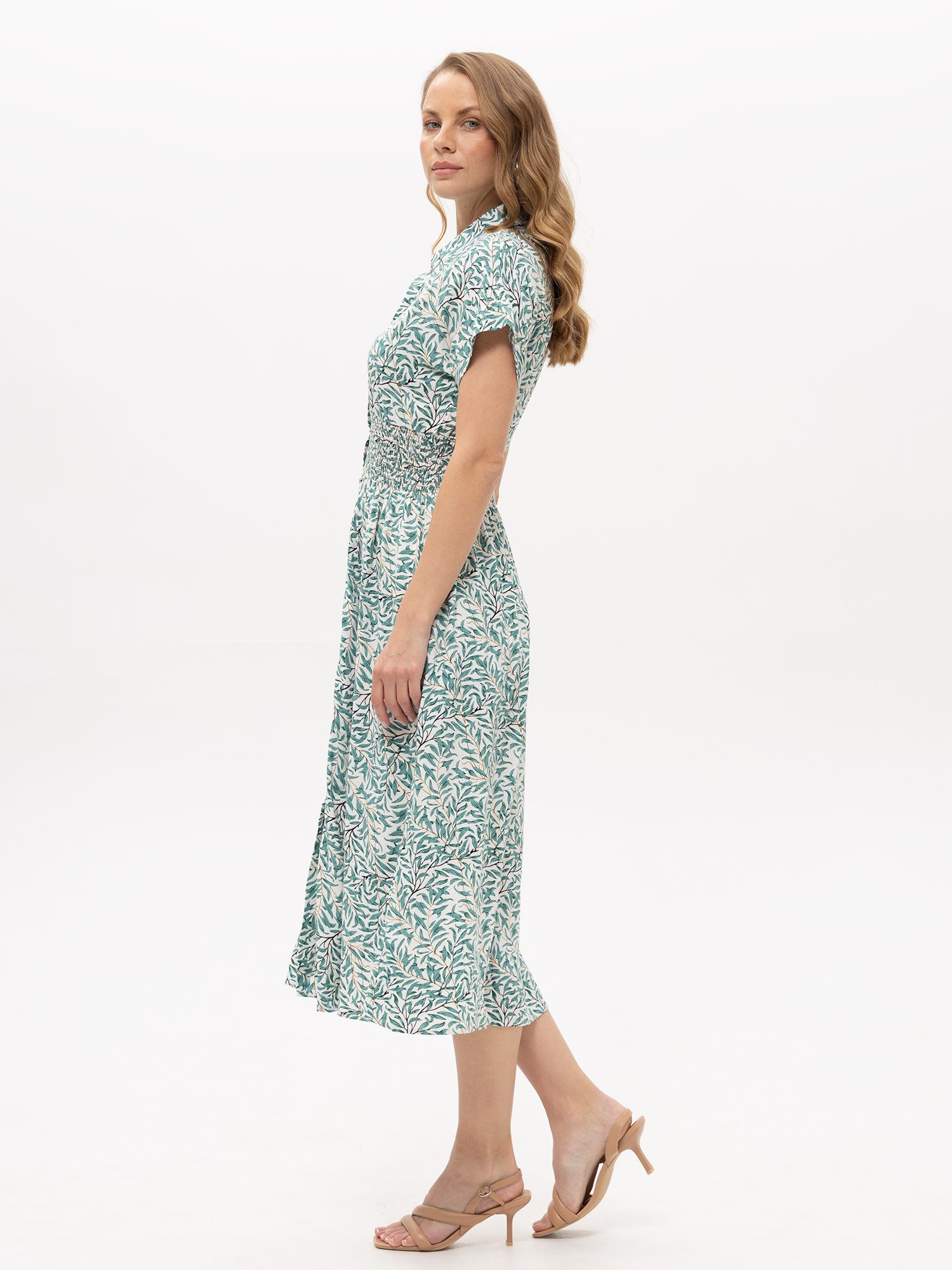 Passioni Hemdblusenkleid mit floralem Muster Hemdblusenkleid mit gesmockter Taille und grünem Muster – Bild 5 von 5