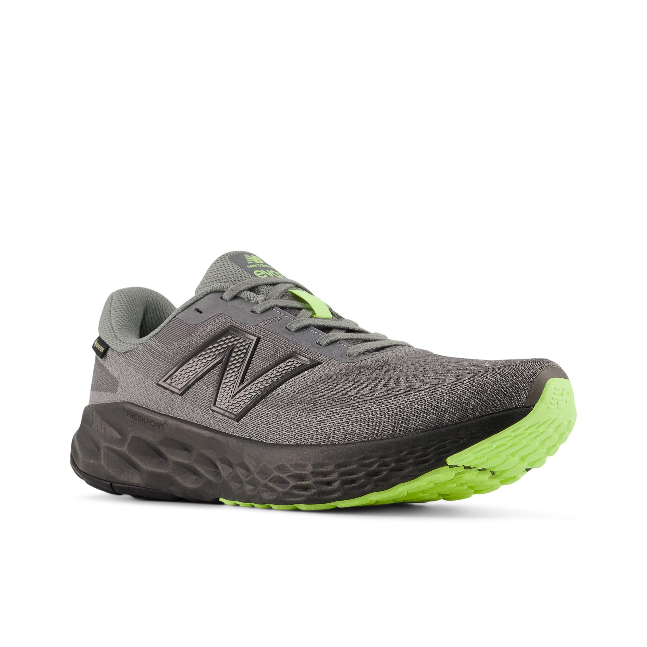 New Balance EVOZ Laufschuh