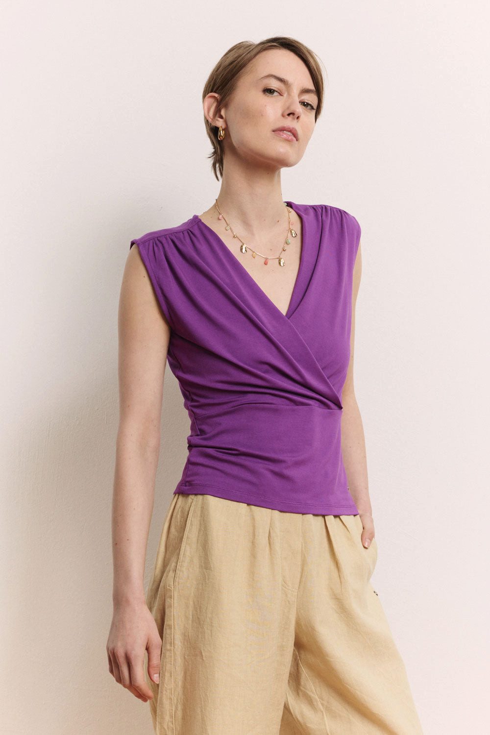 Tranquillo Shirttop Top Jaane aus EcoVero™ Viskose Nachhaltiger EcoVero™-Jersey mit femininer Wickeloptik