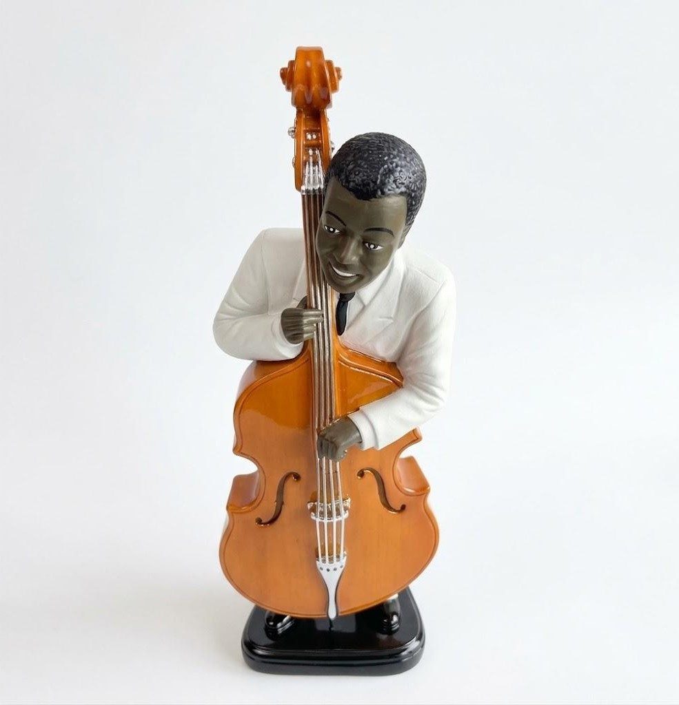 Xlmoebel Skulptur Elegante Skulptur Musiker Mehrfarbig Modern Cellospieler Deko Objekt (Skulptur, 1 St., 1-tlg), Handgefertigte Details
