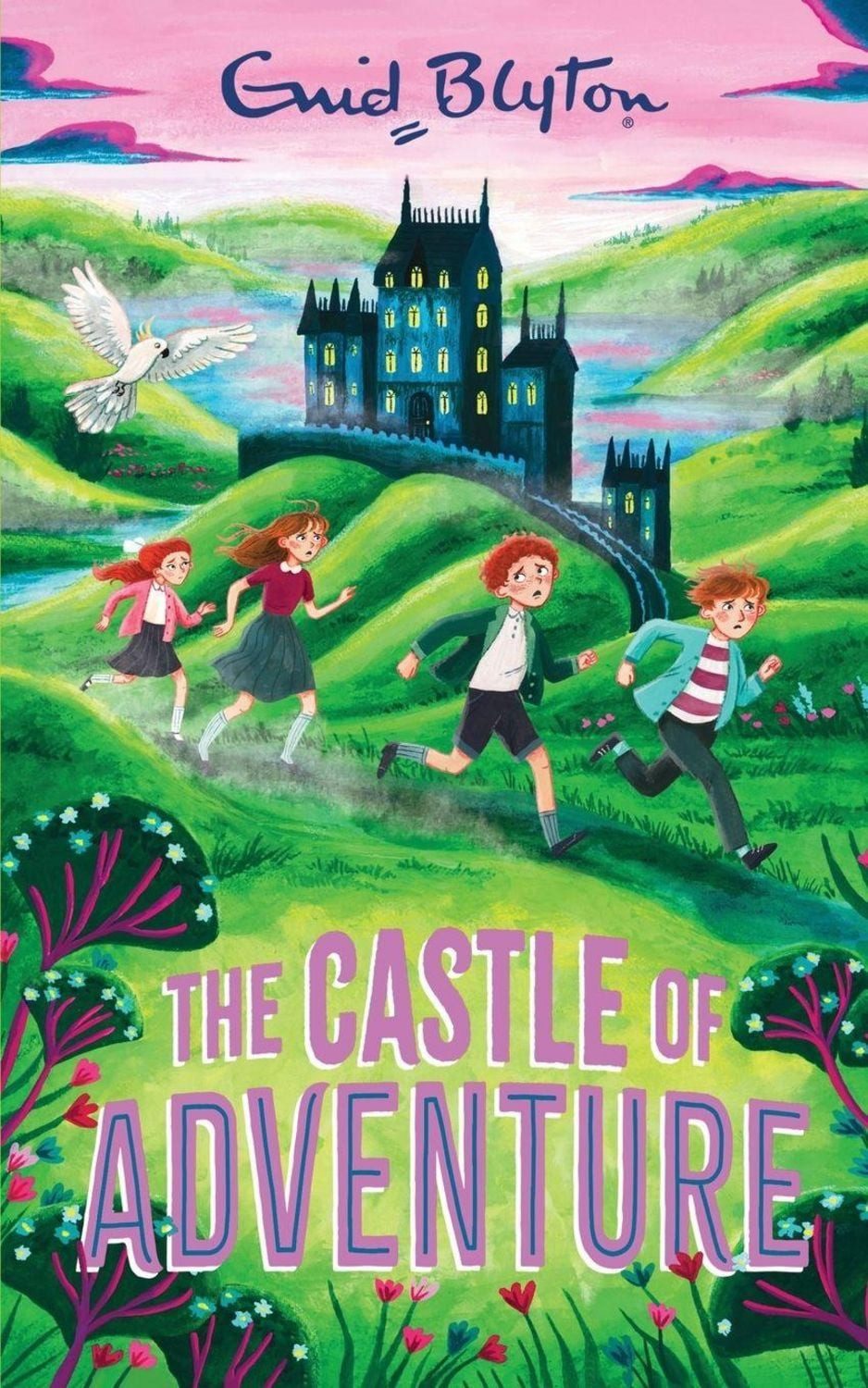 The Castle of Adventure / Enid Blyton