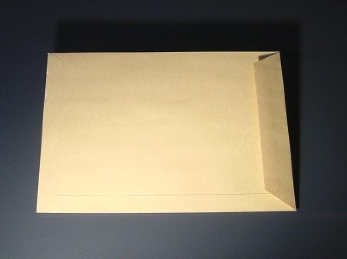 Blanke Briefhüllen Versandtasche Versandtaschen C4 110g/qm gummiert VE=250 Stück braun.