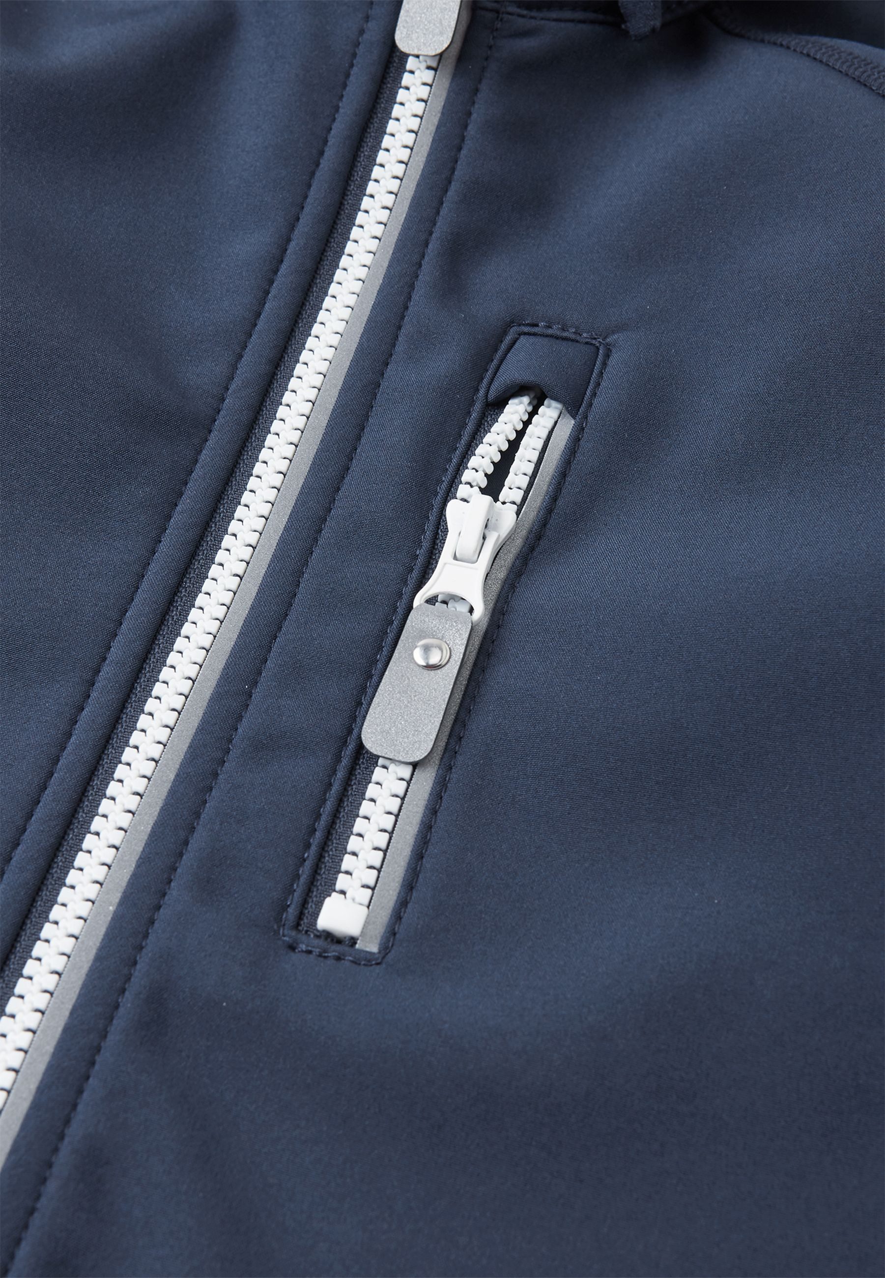 reima Softshelljacke VANTTI Softshell Jacke (1-St) bluesign®-zertifiziert, recyceltes Material, Wassersäule > 10 000 mm