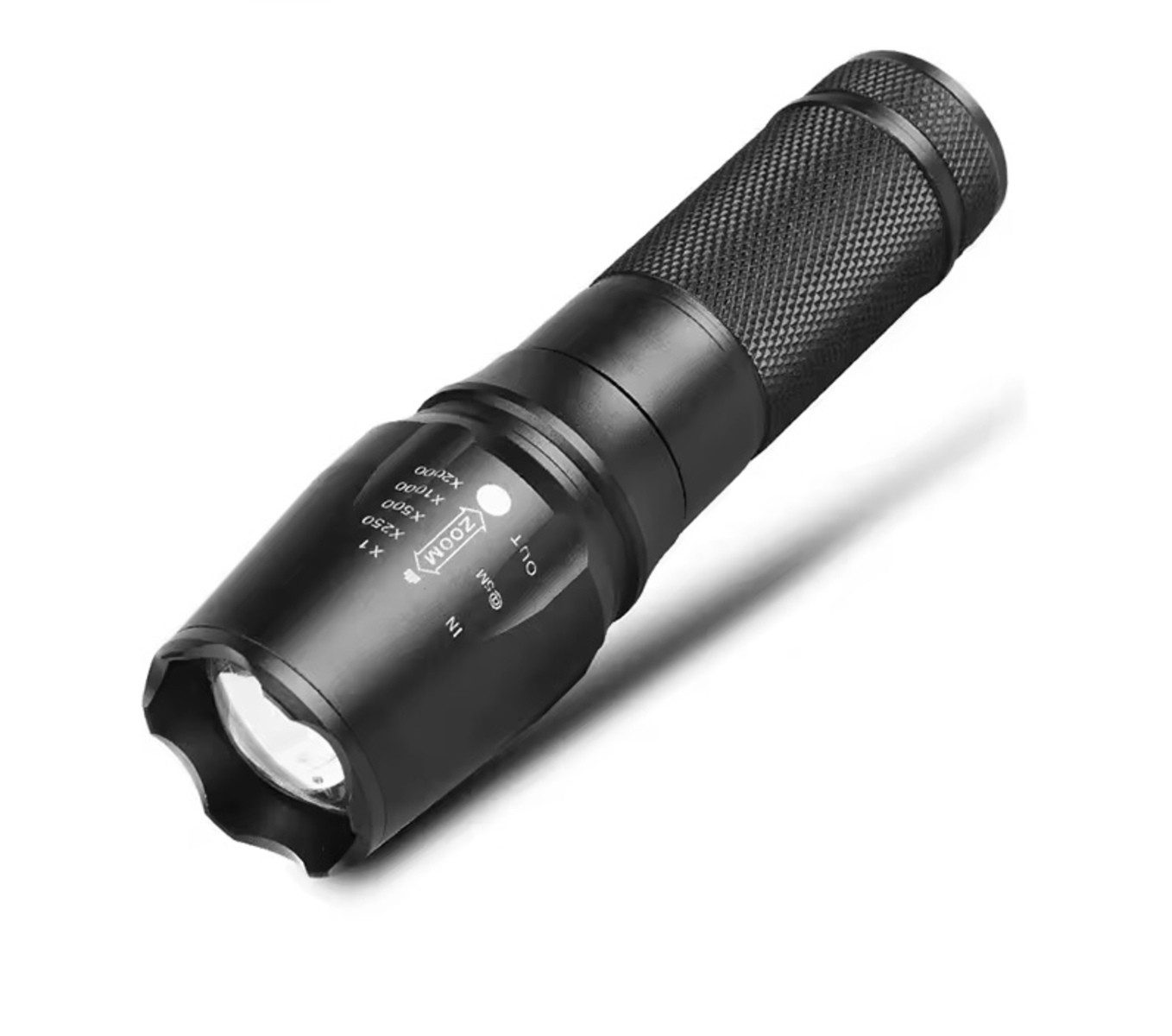 Qivee LED Taschenlampe 76-1 (Packung, 3-St., 1x Taschenlampe, 1x Akku, 1x Ladegerät), Kompakte Abmessungen und leichtes Gewicht