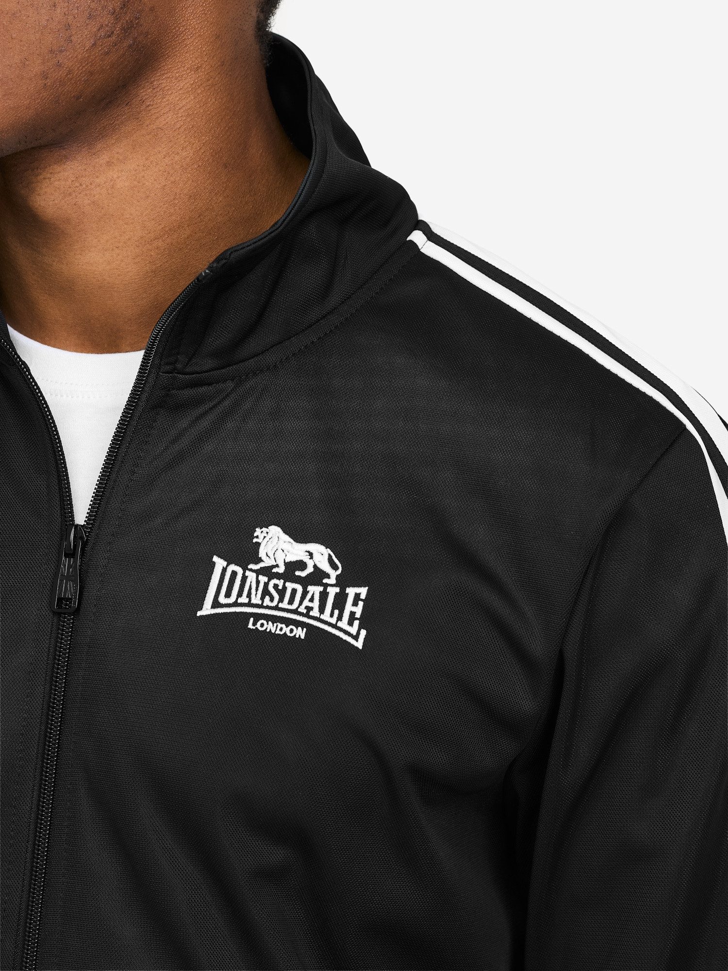 Lonsdale Trainingsjacke HOLYAKE sportlicher Stil