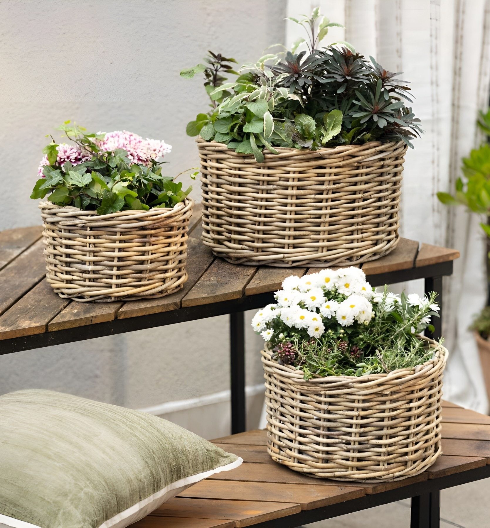 Dekoleidenschaft Pflanzschale "Koboo Grey" Pflanzkorb aus Rattan, Blumentopf Pflanzkübel Pflanztopf (3 St., im Set), Blumenkübel für Draußen Ø 26, 32, 40 cm