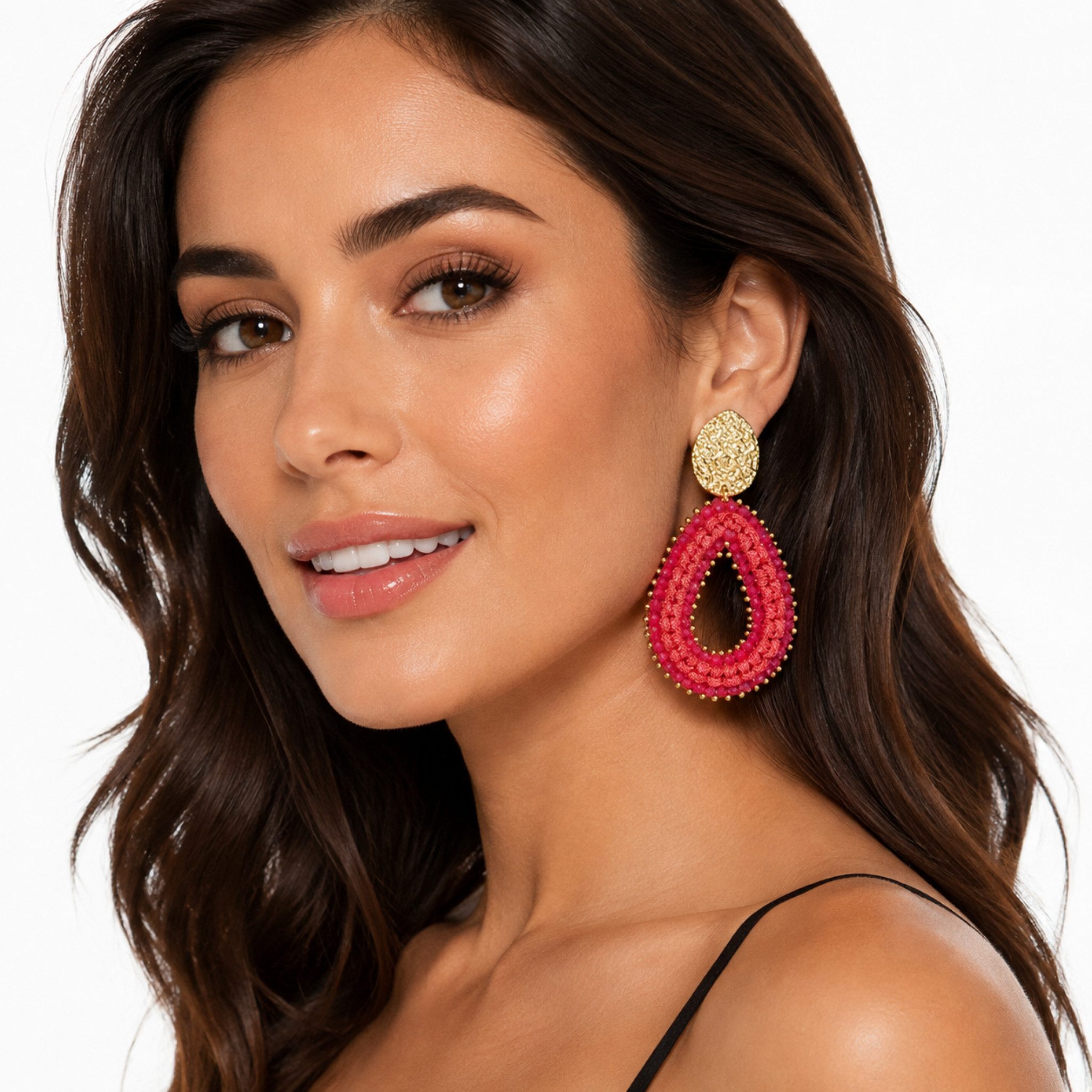 NEXORA Perlenohrringe Statement Ohrringe Damen Tropfen Ohrhänger Perlen Goldfarben (Ohrring-Set, 1 Paar Ohrringe), Statement-Tropfenform mit Flechtdetails und Schmuckbesatz