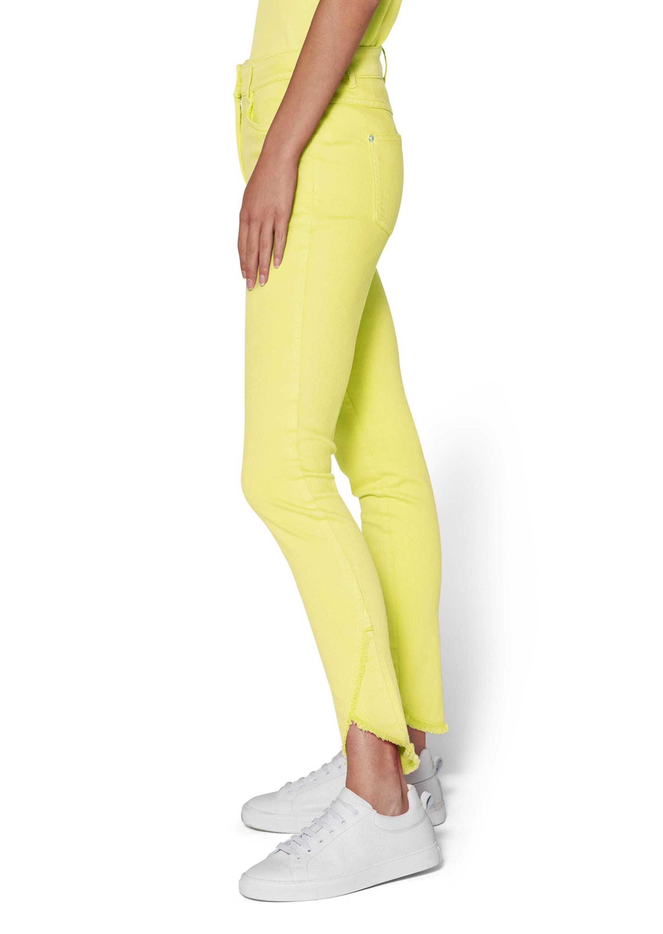 MADELEINE Gerade Jeans Verkürzte 5-Pocket-Hose mit Fransen Modisch verkürzte Hose mit abgeschrägtem Fransensaum, Cotton-Stretch