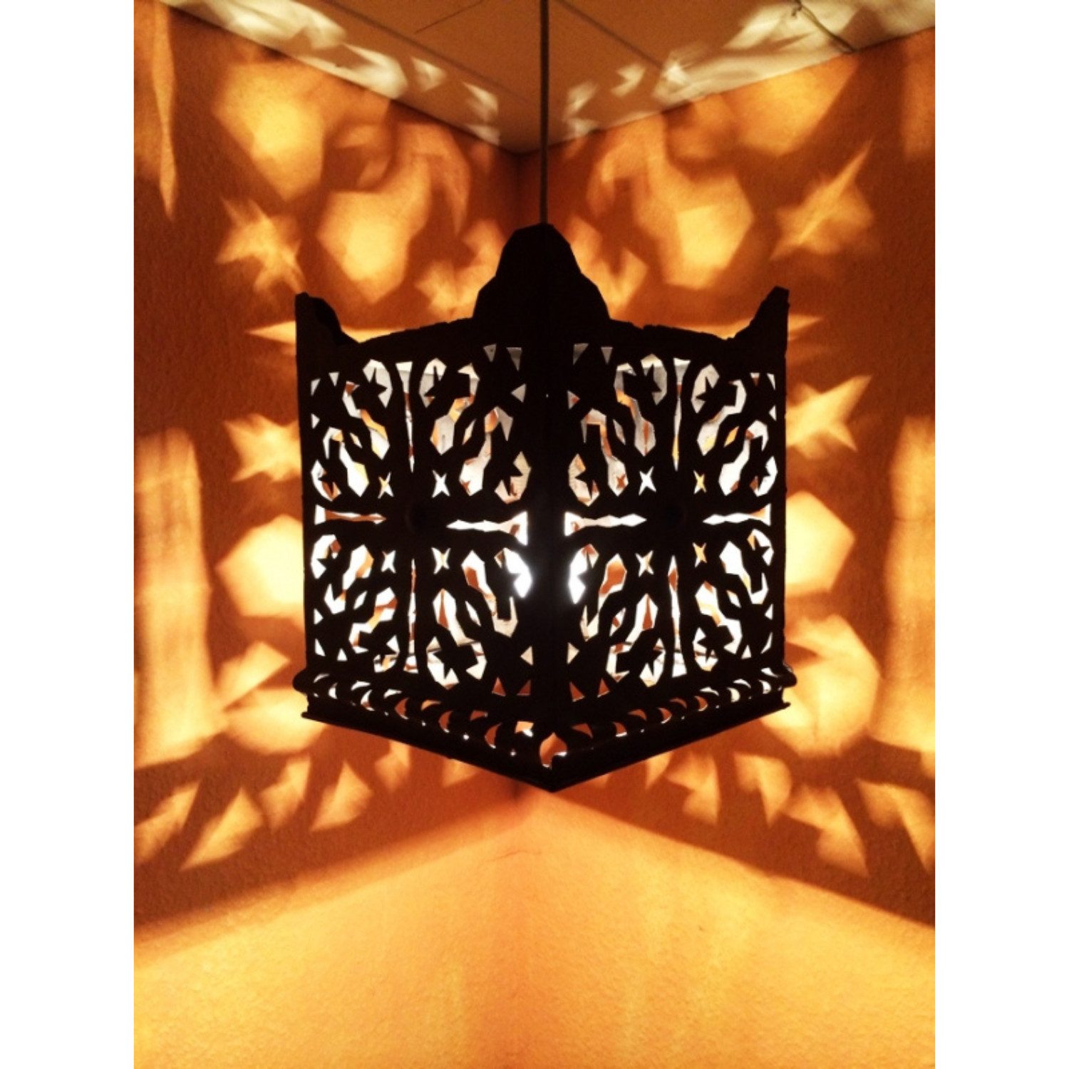 Marrakesch Orient & Mediterran Interior Pendelleuchte Marokkanische Deckenlampe Randa Handarbeit aus Metall in Schwarz 30 cm, Handarbeit