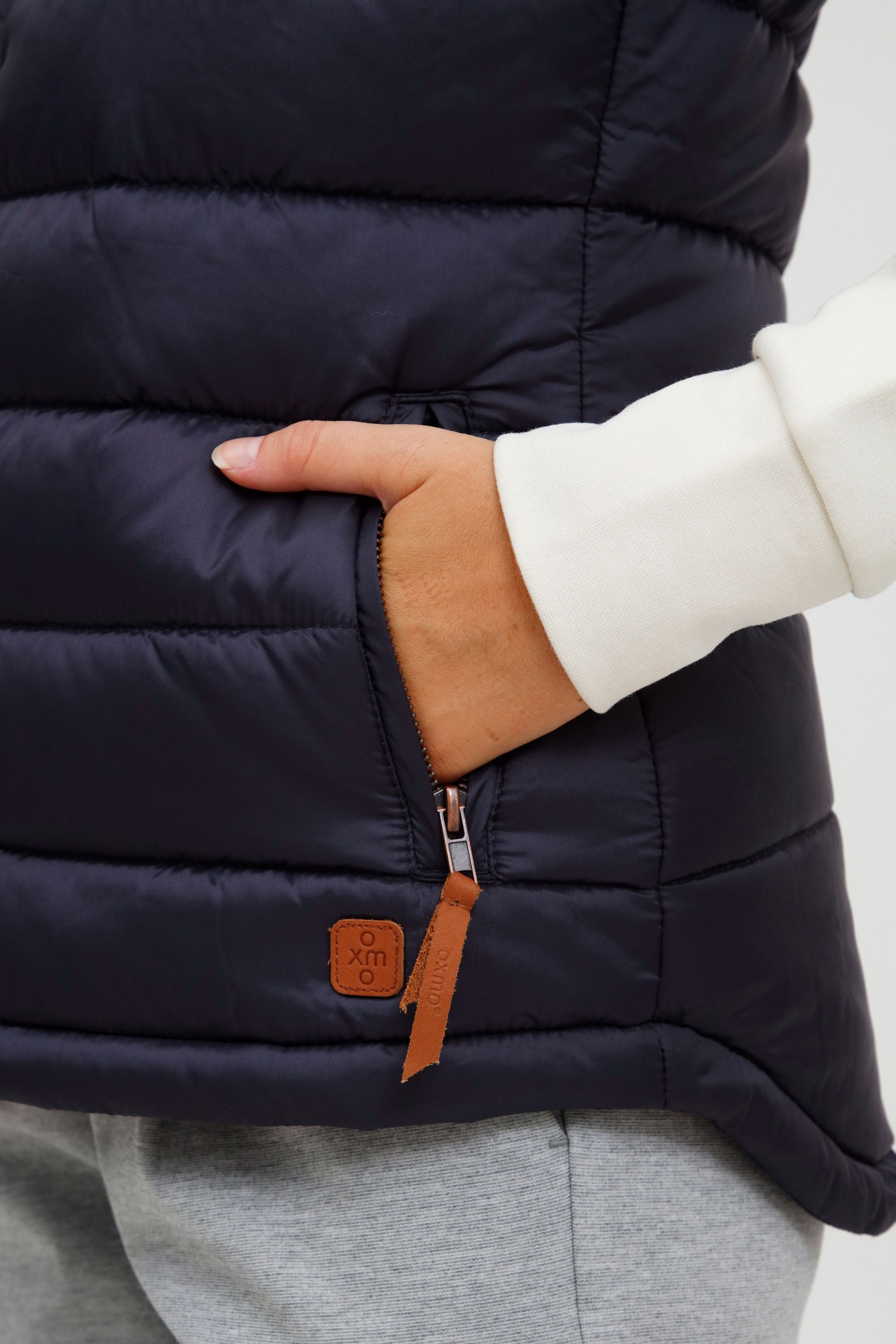 OXMO Steppweste OXCamilla Weste mit innerer Kragenleiste in Cordoptik