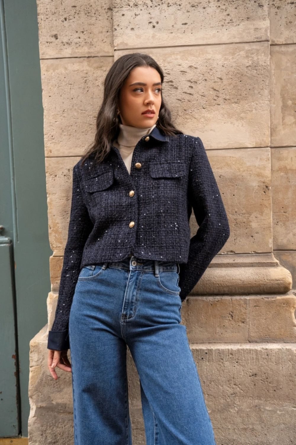 CHOKLATE PARIS Kurzjacke Tweedjacke mit Denim-Details – Französischer Chic Angenehmes, glattes Innenfutter