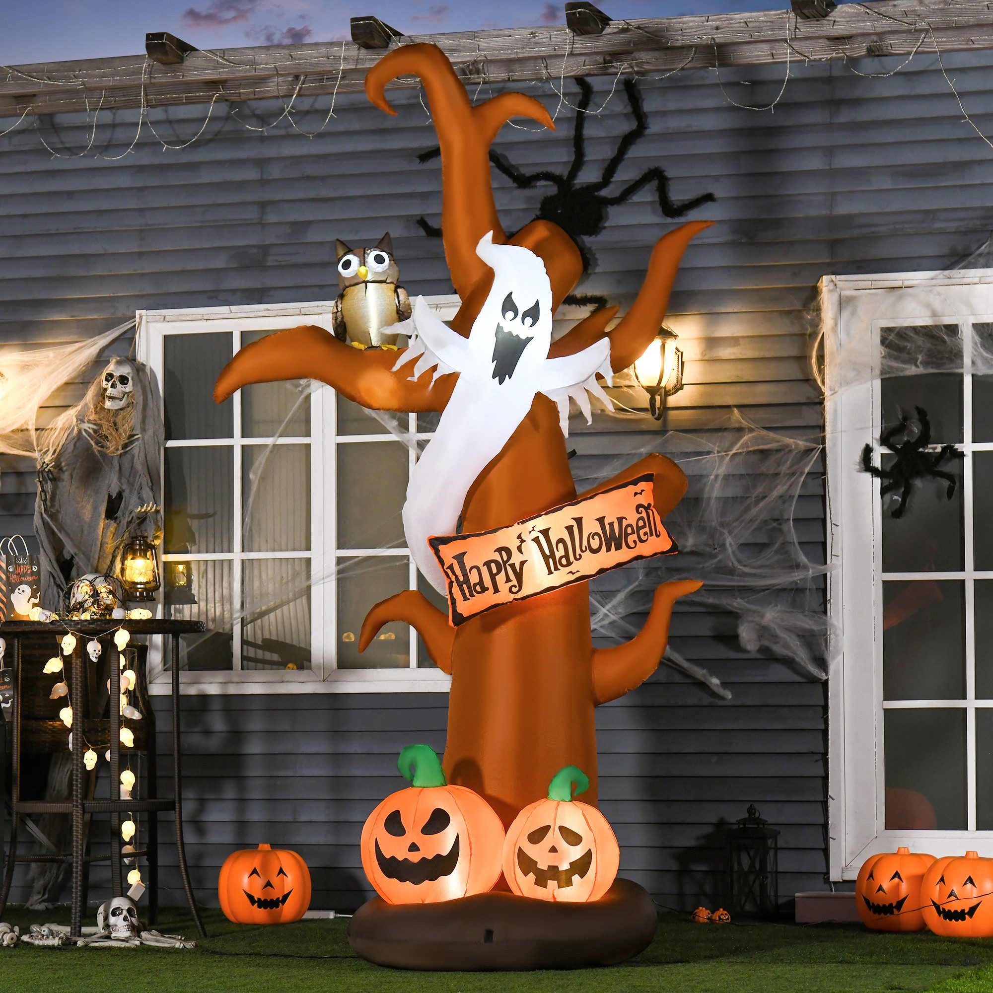 HOMCOM LED-Dekofigur Aufblasbarer Halloween Baum Kürbis (Halloween-Deko, 1 St., Aufblasbarer Spukbaum), Polyester Braun 156 x 107 x 274 cm