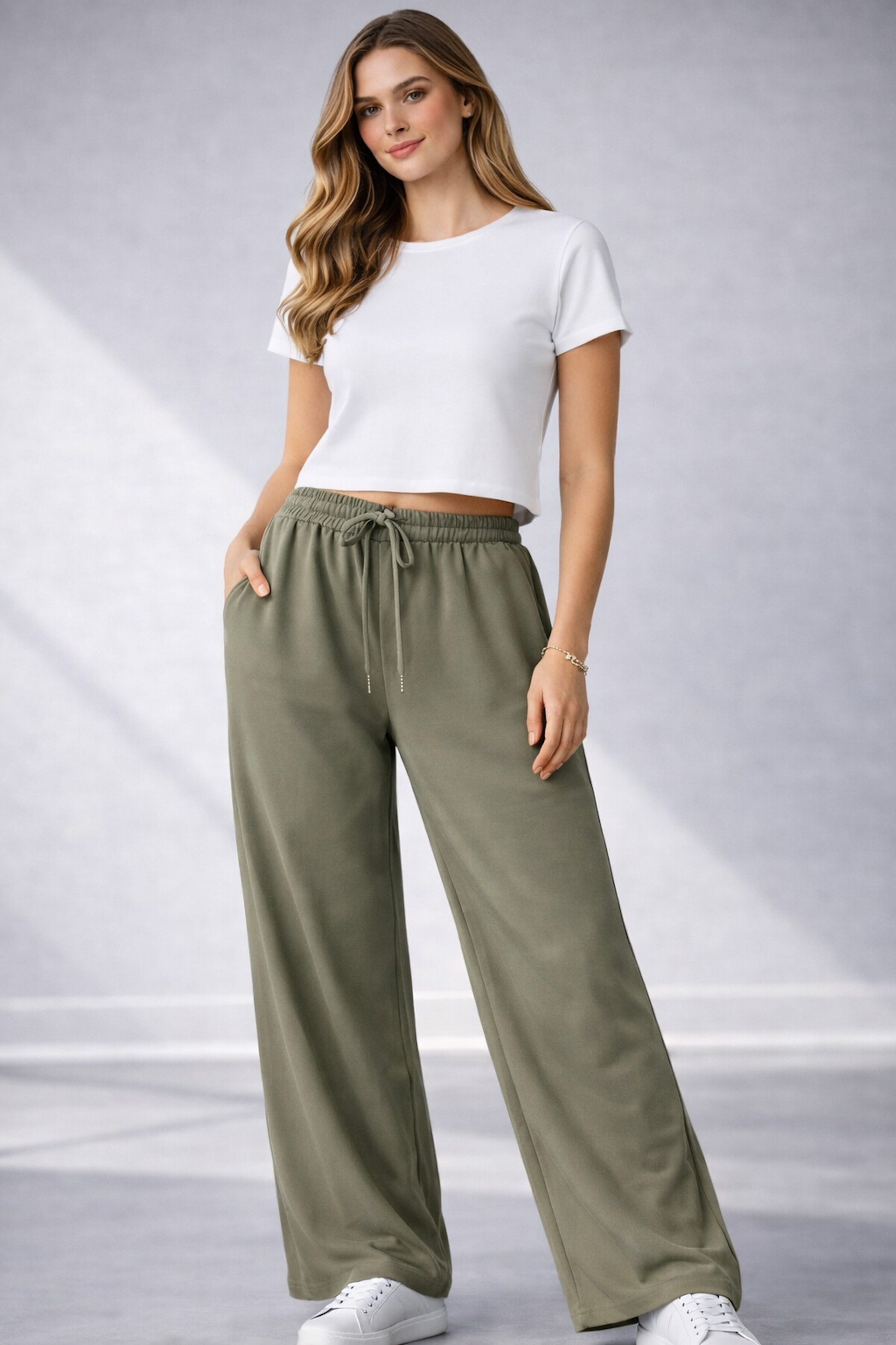 Worldclassca Jogger Pants Worldclassca Jogginghose Straight Leg Oversize Sport Lounge Sweatpants Neue Kollektion - Stilvolle und gemütliche Casual Mode für Damen