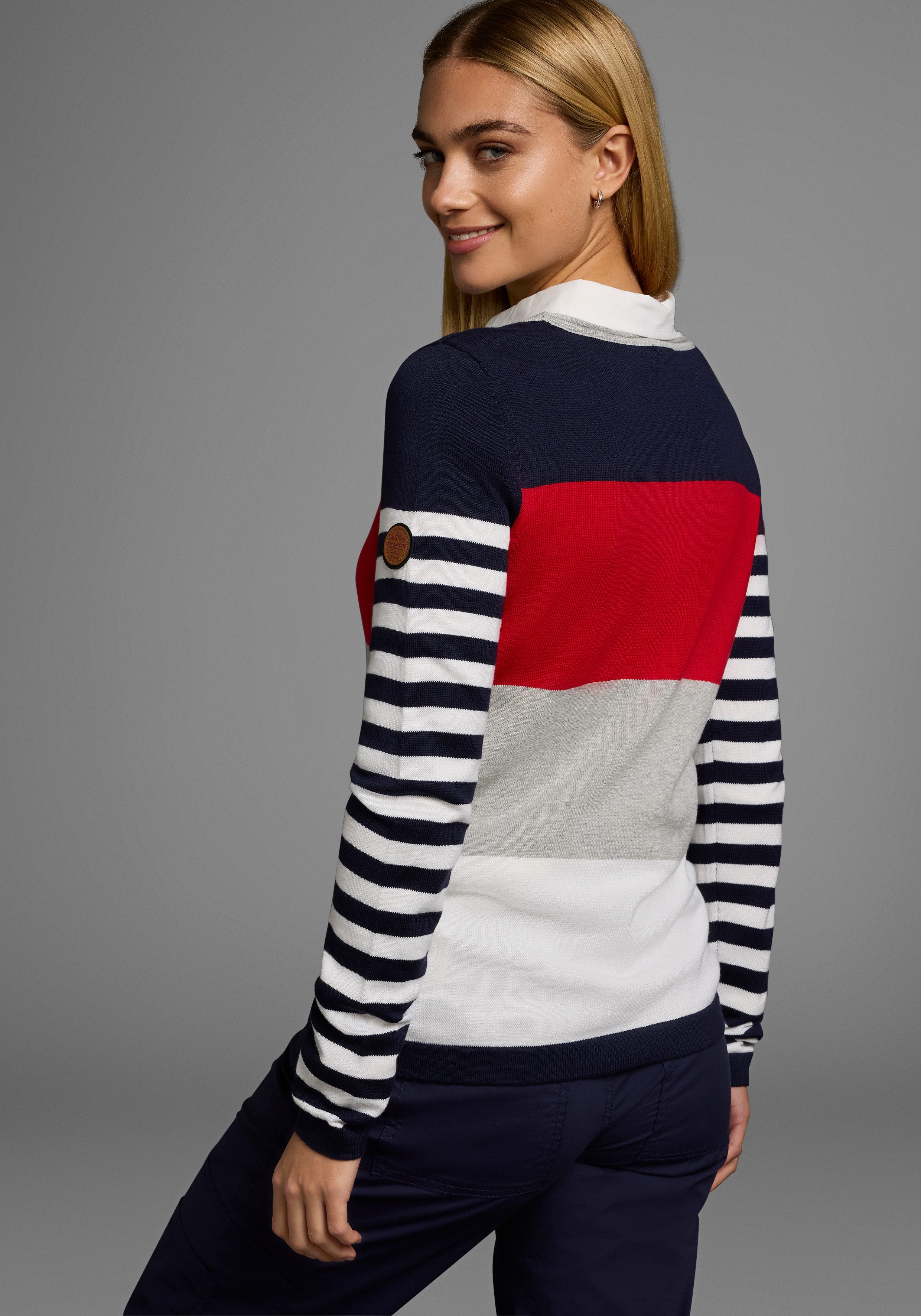 KangaROOS Rundhalspullover in modischer Streifenoptik