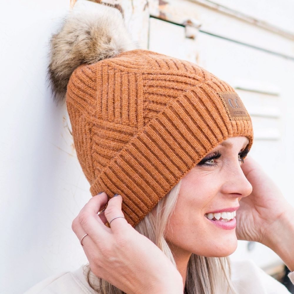 Truly Contagious Strickmütze CC Criss-Cross Beanie mit Kunstpelz-Bommel Gef günstig online kaufen