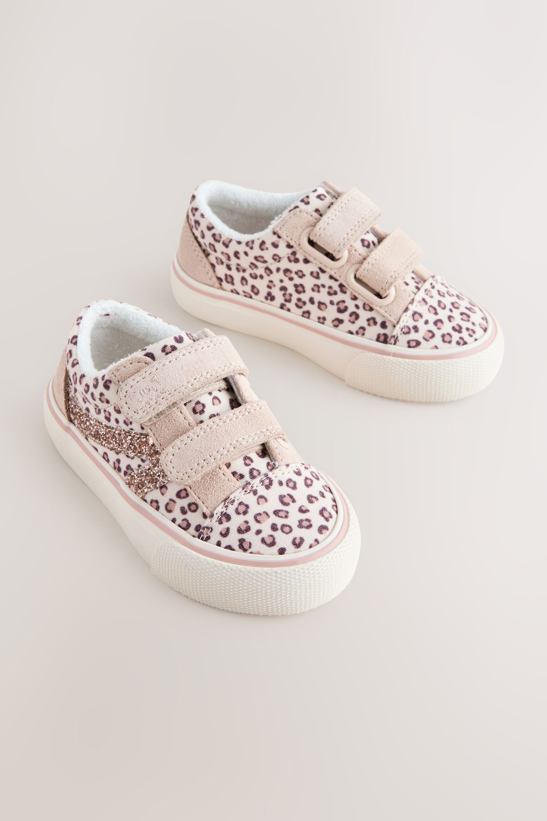 Next Sneaker mit Klettverschluss Sneaker (1-tlg)