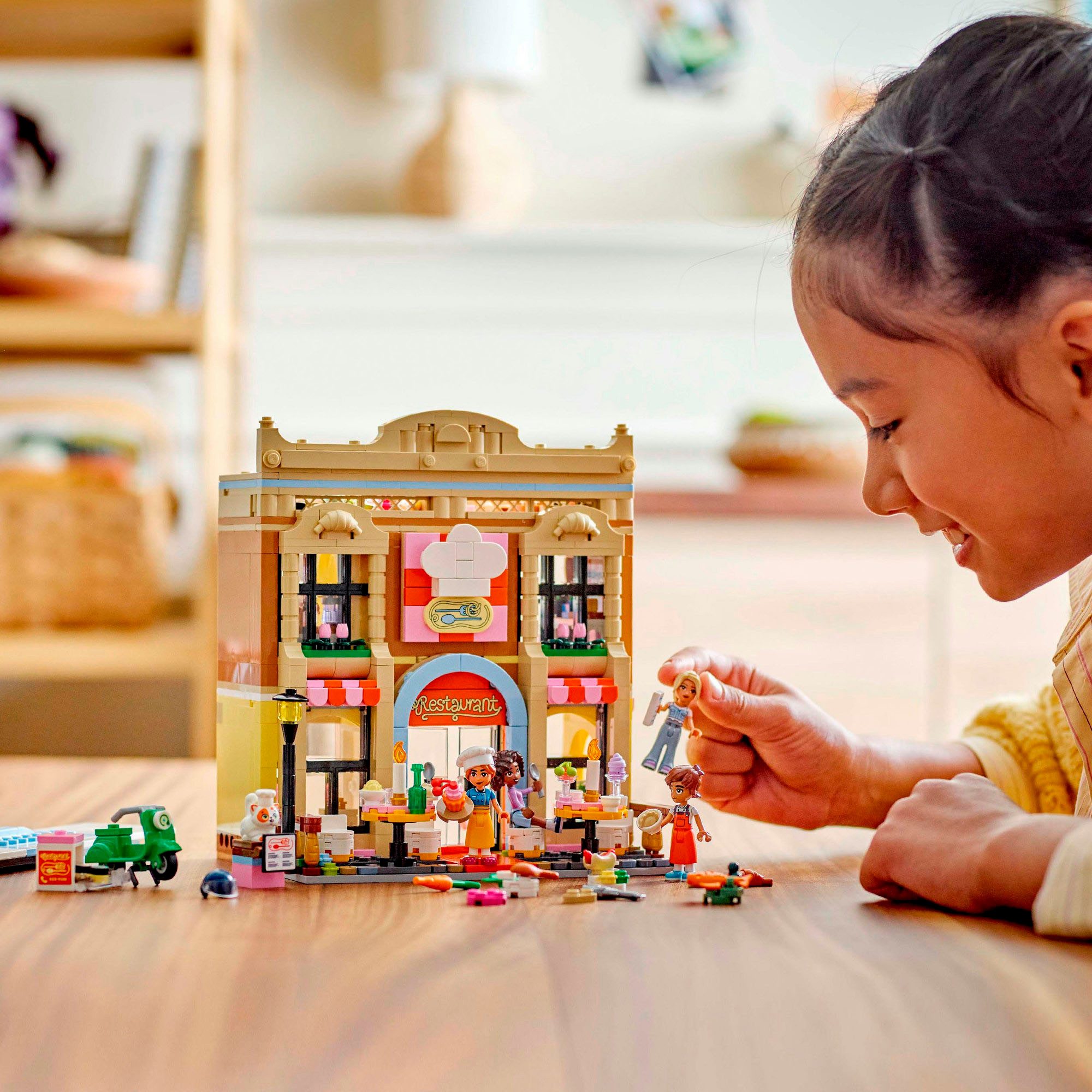 LEGO® Restaurant und Kochschule (42655), LEGO günstig online kaufen