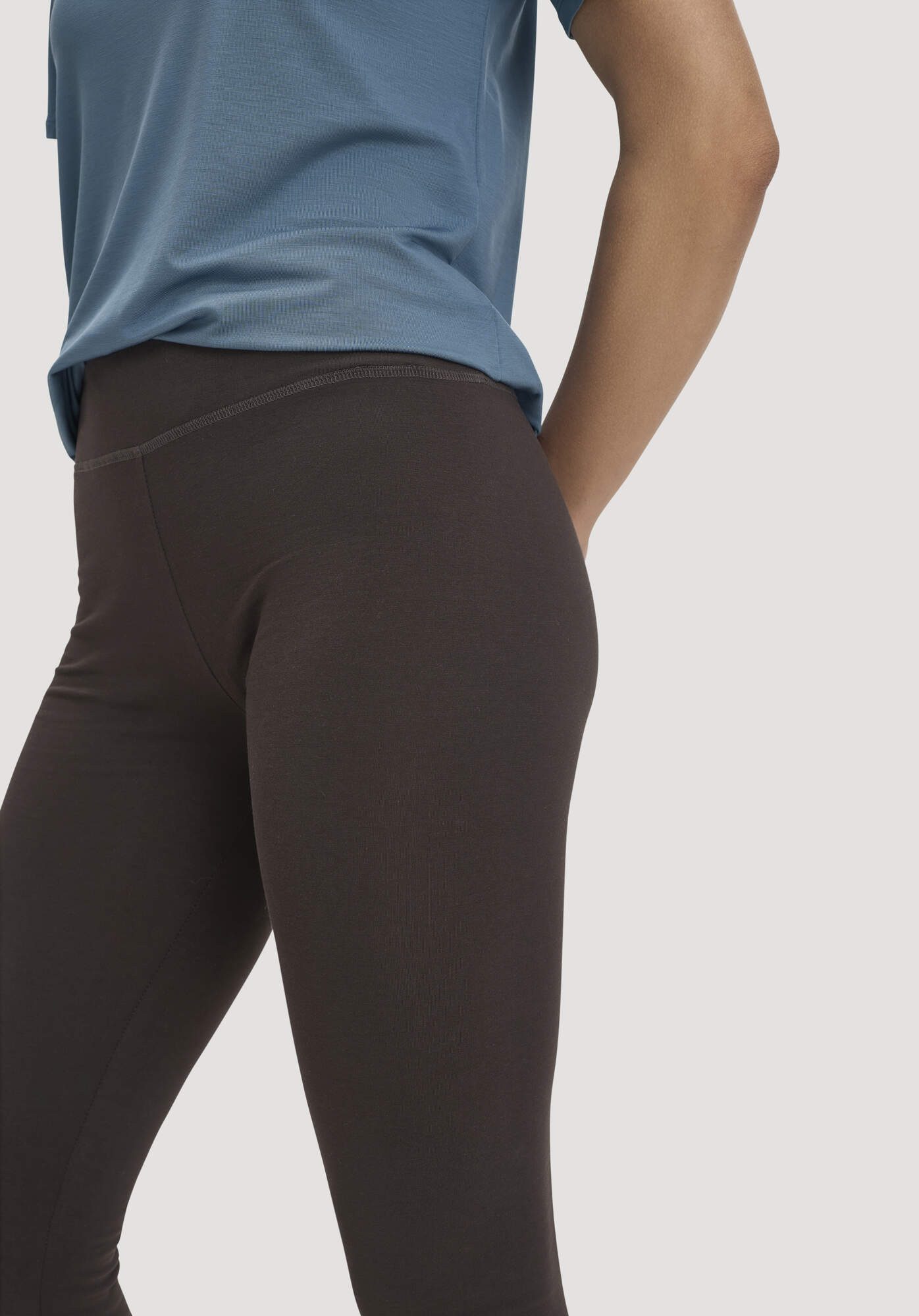 Hessnatur Leggings Medium Cut ACTIVE LIGHT aus Bio-Baumwolle (1-tlg) – Bild 5 von 5