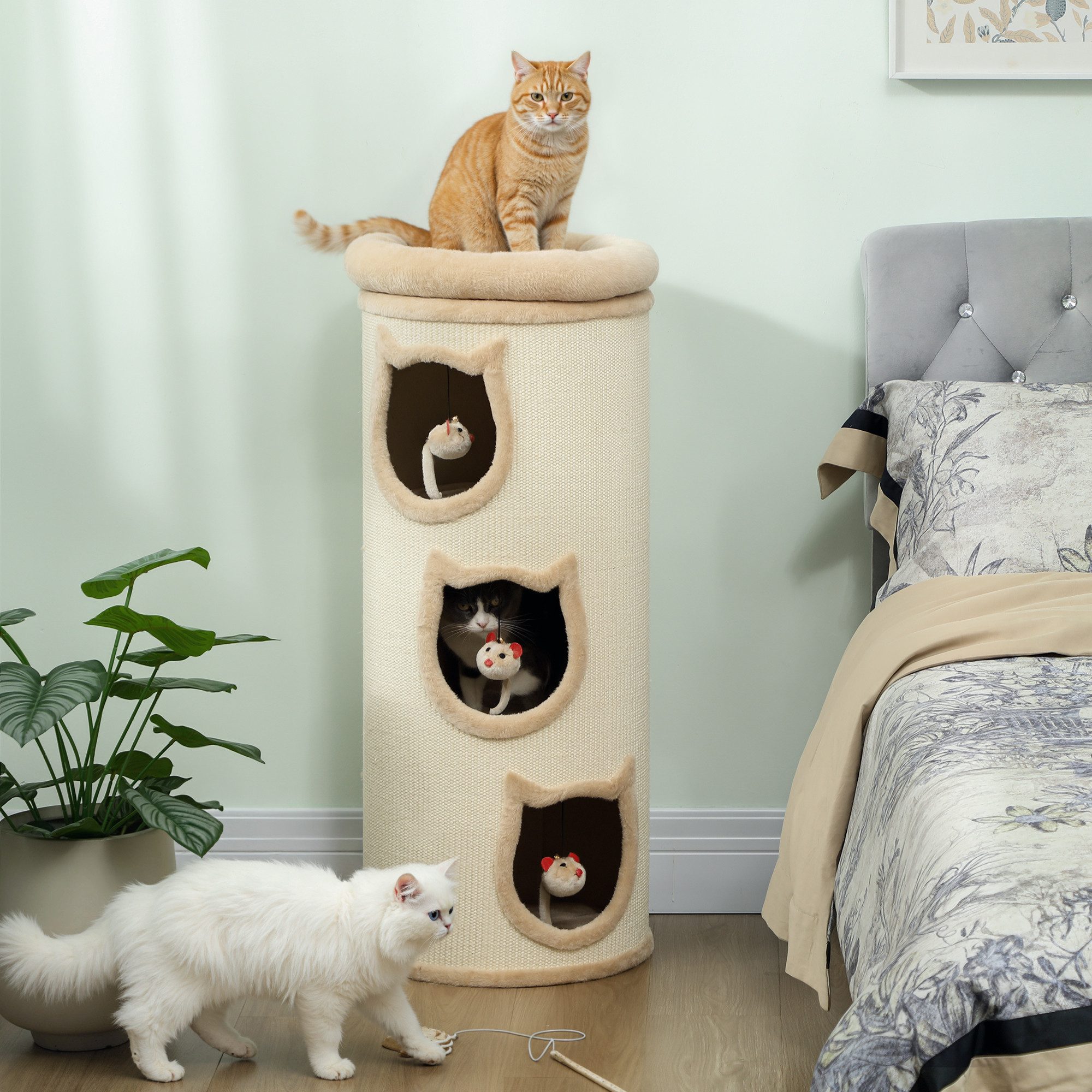 PawHut Kratztonne Kratztonne mit Plüschrand, abnehmbarem Plüschbett, Kratzbaum, (Katzenturm, 1-tlg., Katzentoilette mit Sisalseil, 3 Höhlen), mit 3 Spielzeugen, Cremeweiß