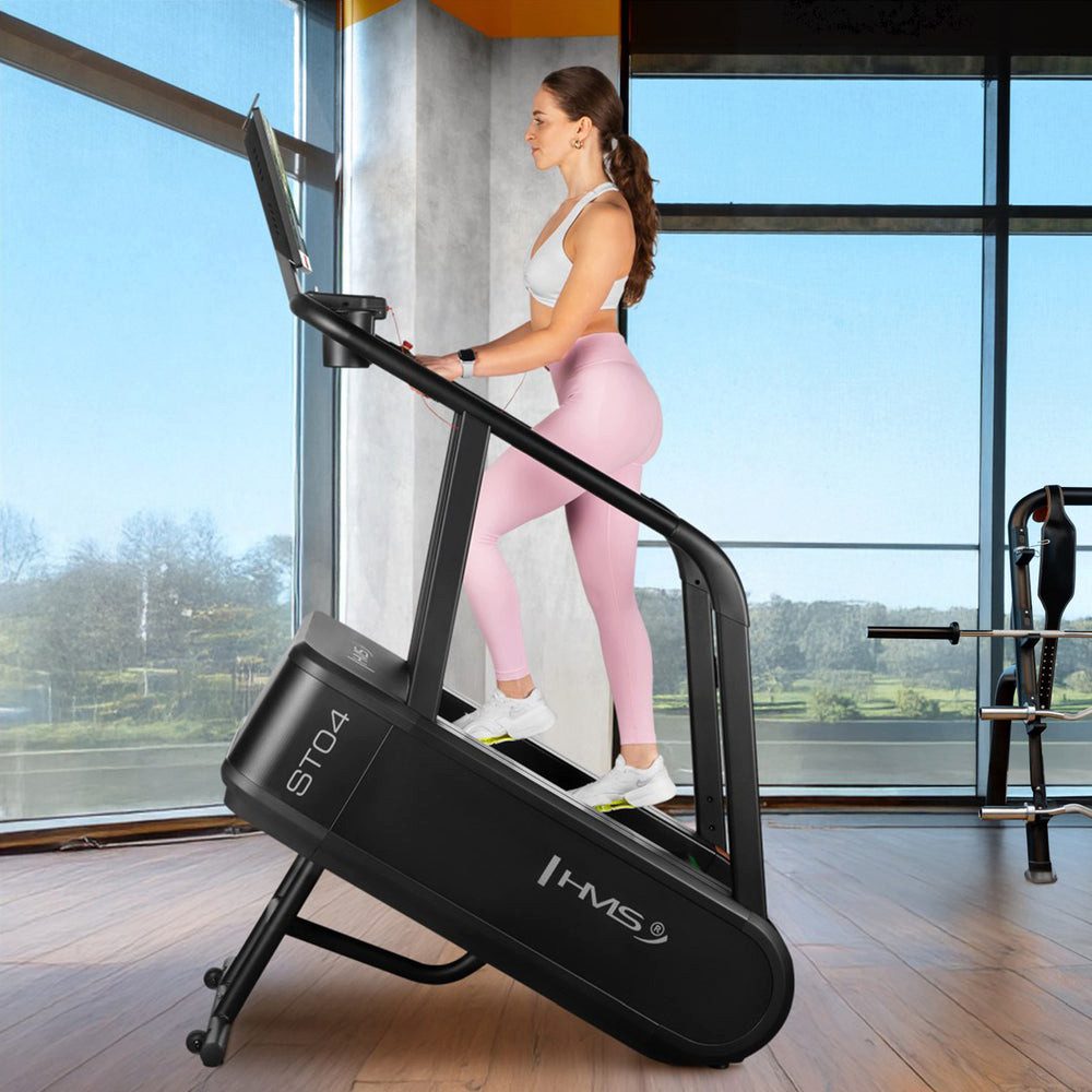 HMS Power-Stepper ST04 Trainingstreppe Treppenmaschine (Spar-Set, Selbstsicherungssystem), Integriertes Android 11 mit Apps wie YouTube, Netflix und Spotify