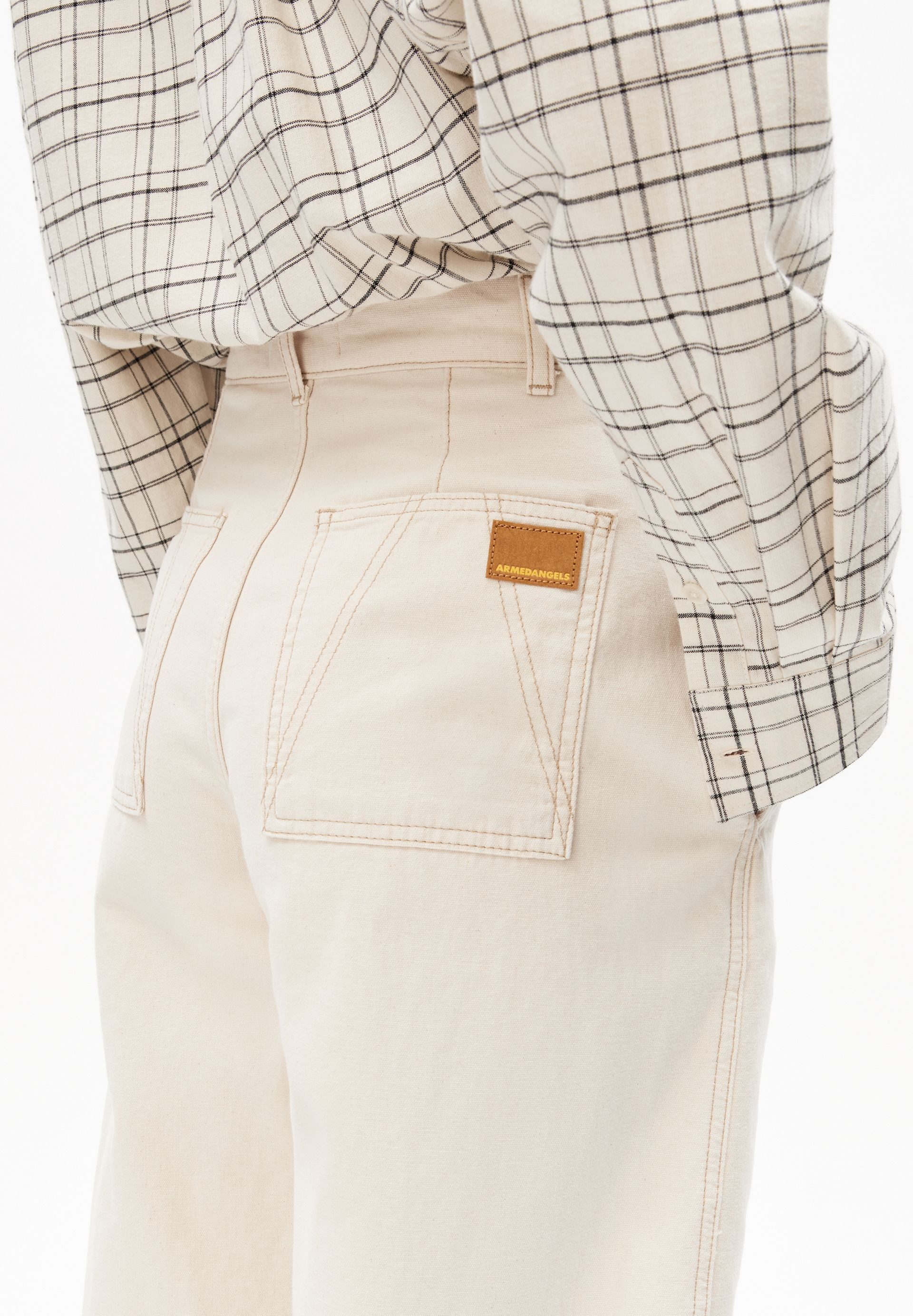 undyed