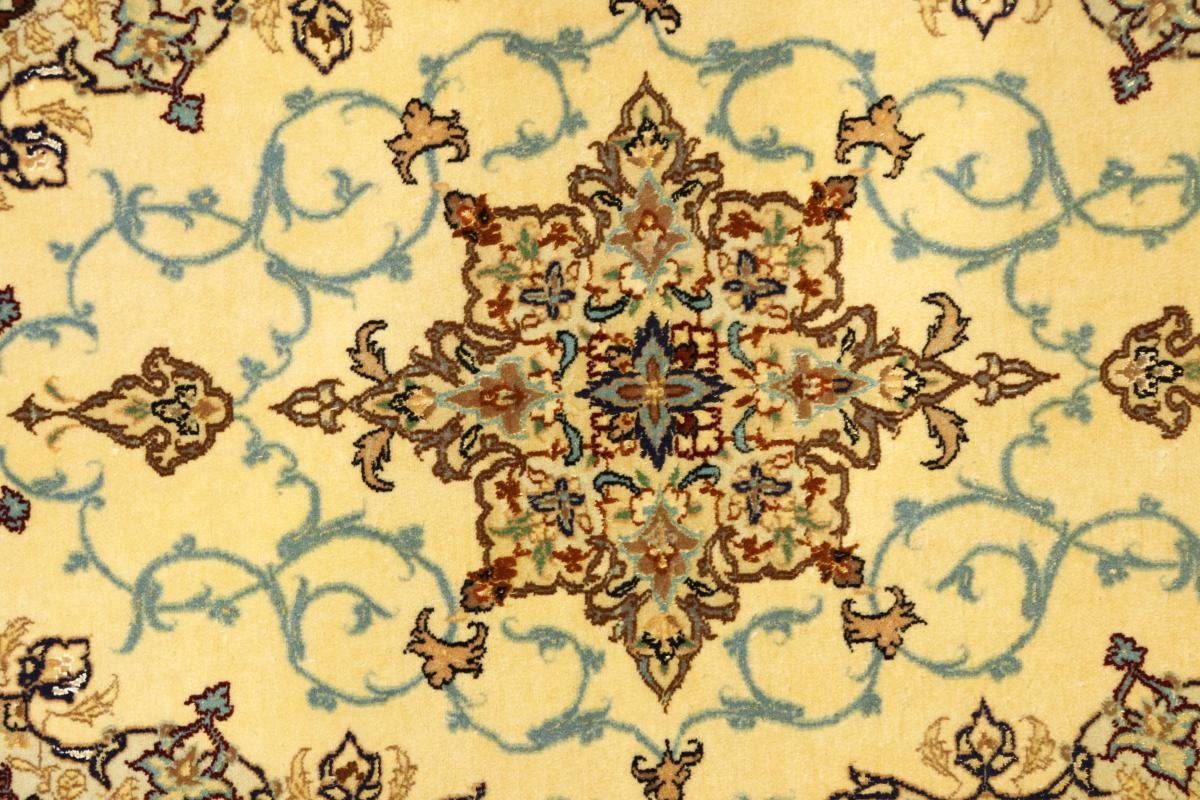6 mm 73x111 Höhe: Orientteppich, Isfahan Seidenkette Handgeknüpfter Orientteppich rechteckig, Nain Trading,